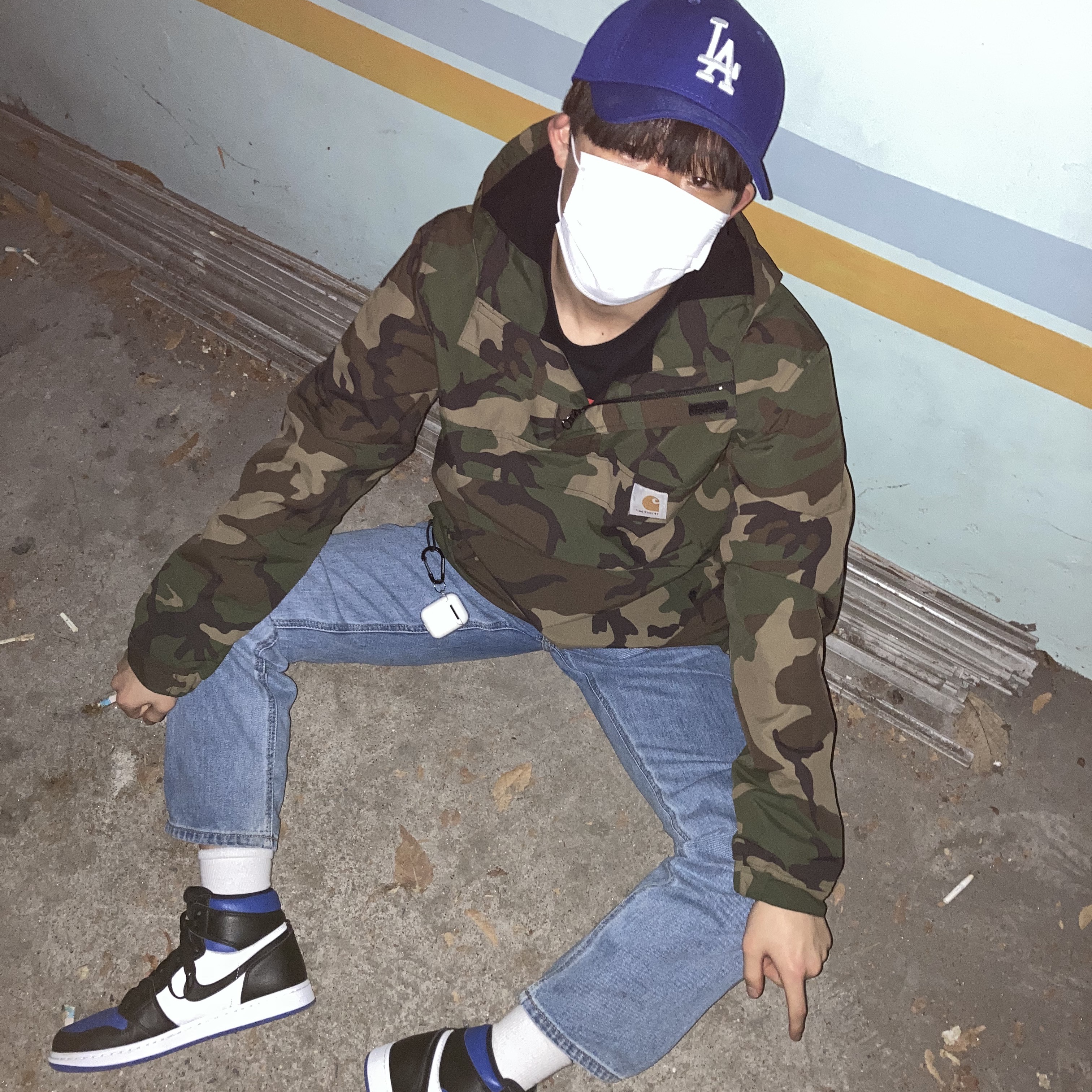 Jordan 1 Retro High OG Royal Toe 착용 스타일