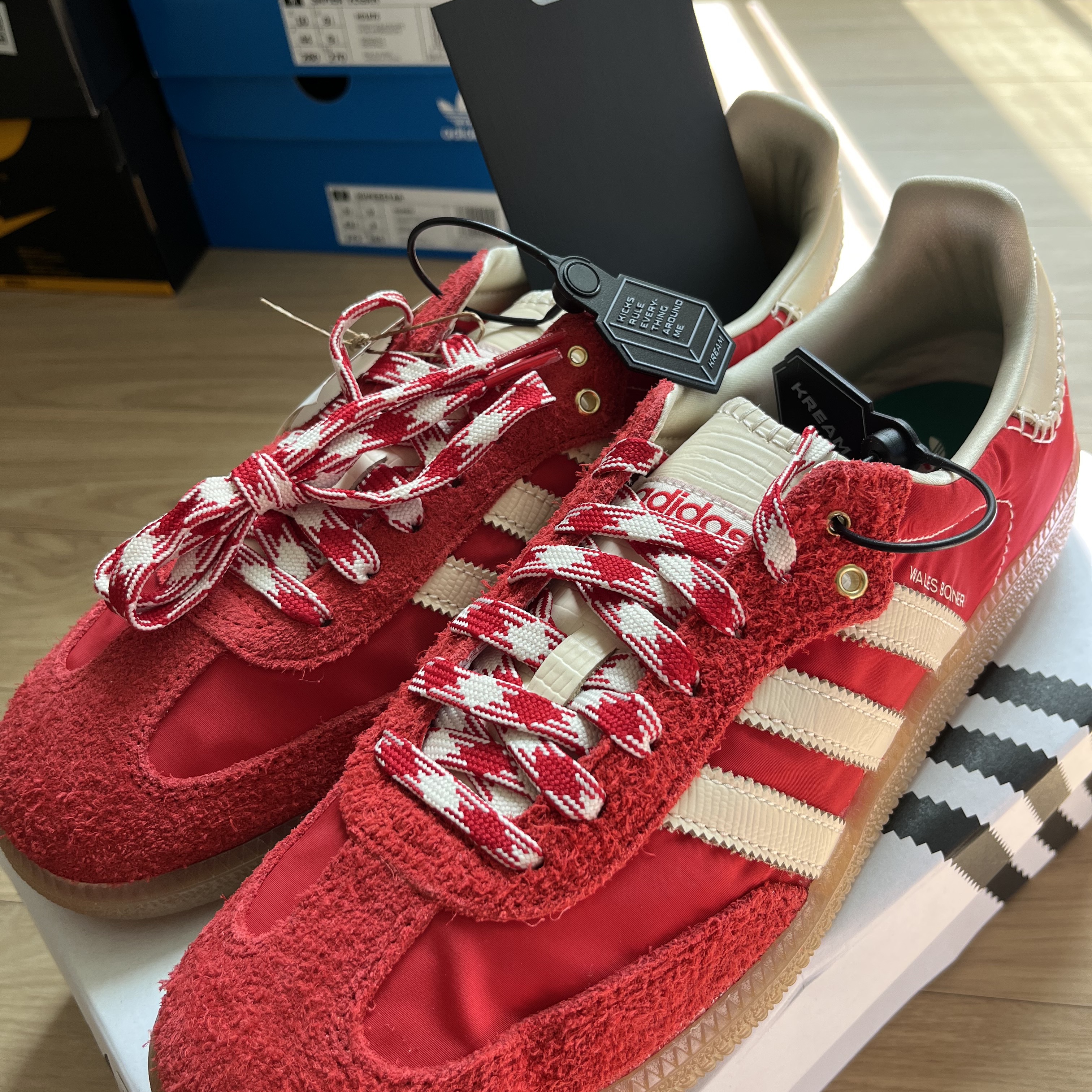 Adidas x Wales Bonner Samba Collegiate Orange 착용 스타일