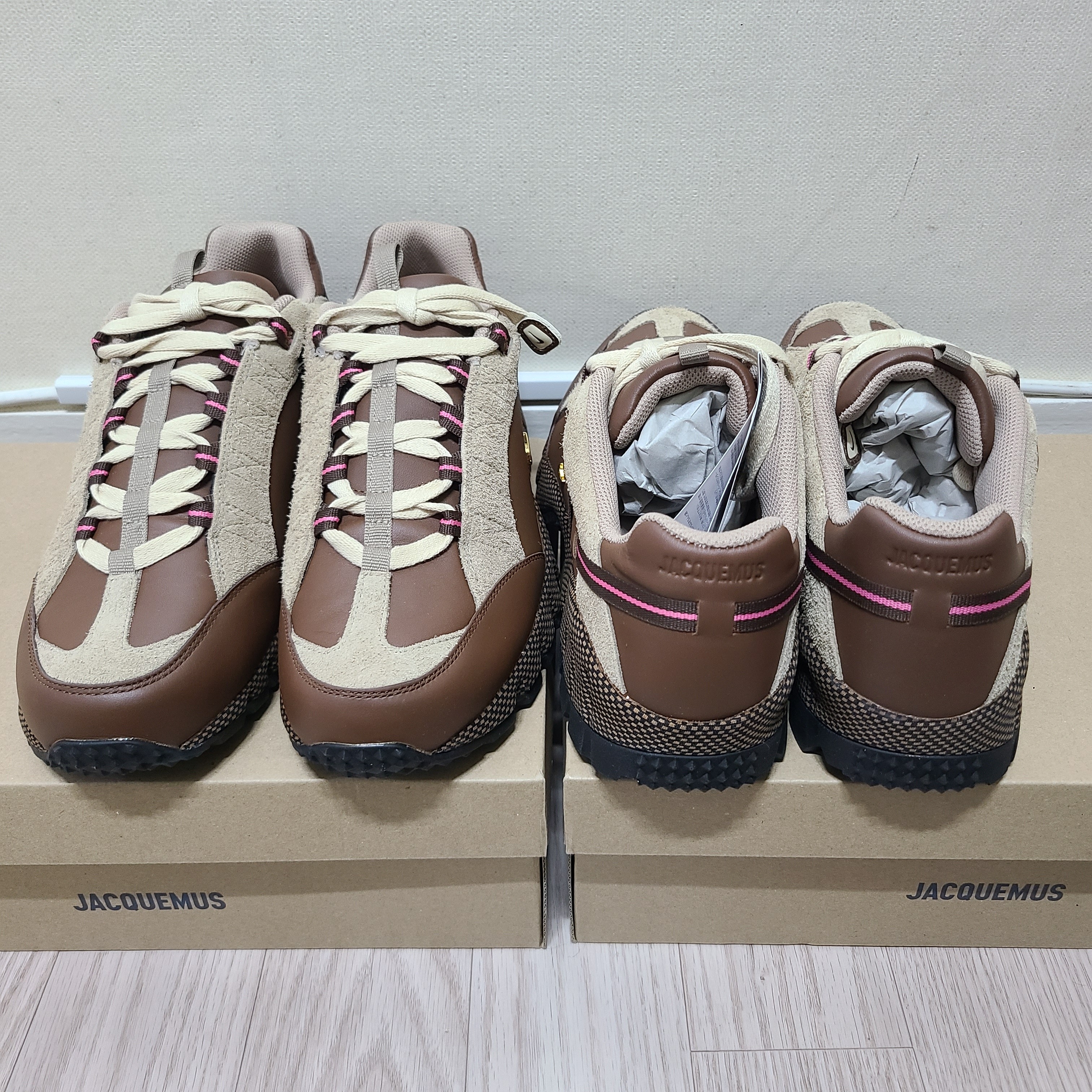 Nike x Jacquemus Air Humara LX Ale Brown and Gold 착용 스타일 - 3