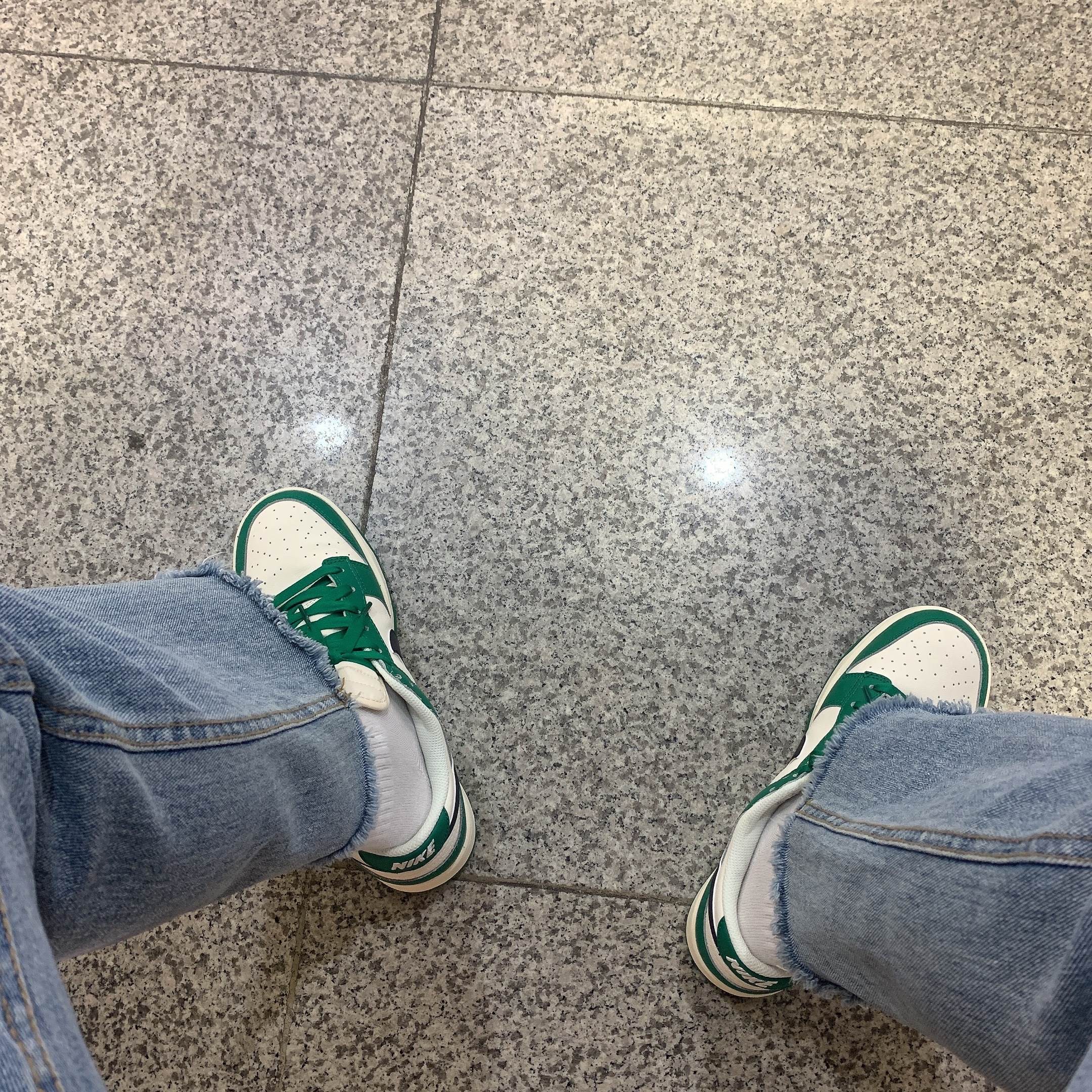Nike Dunk Low Retro SE Jackpot Malachite 착용 스타일