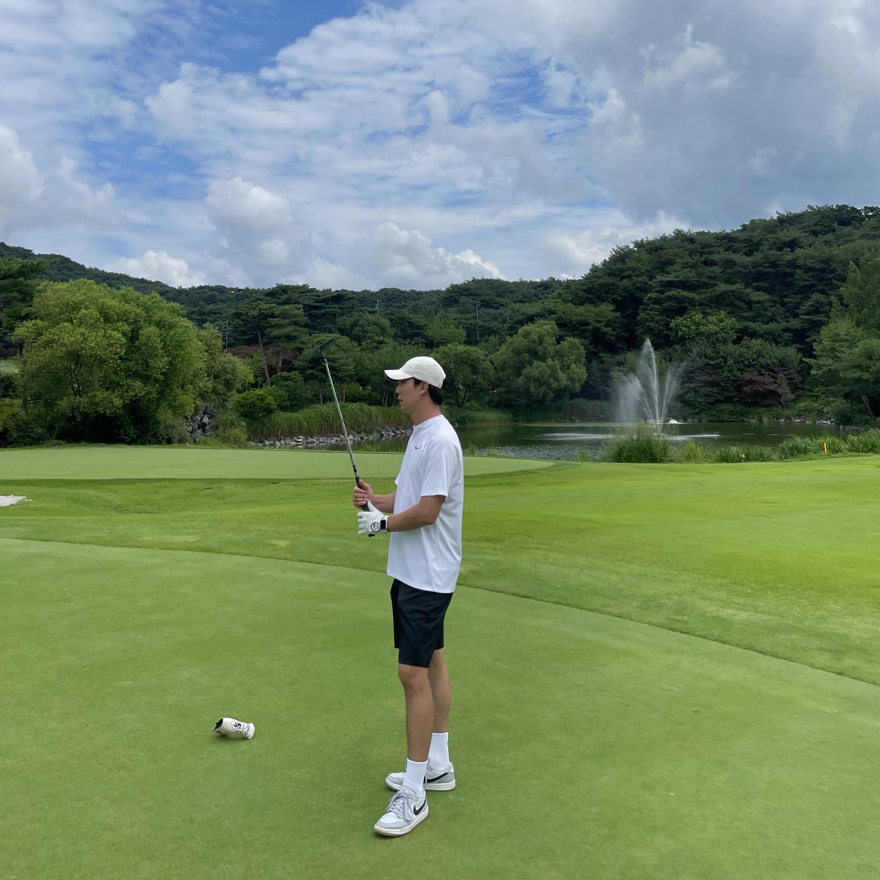 Jordan 1 Low Golf Wolf Grey 착용 스타일 - 2