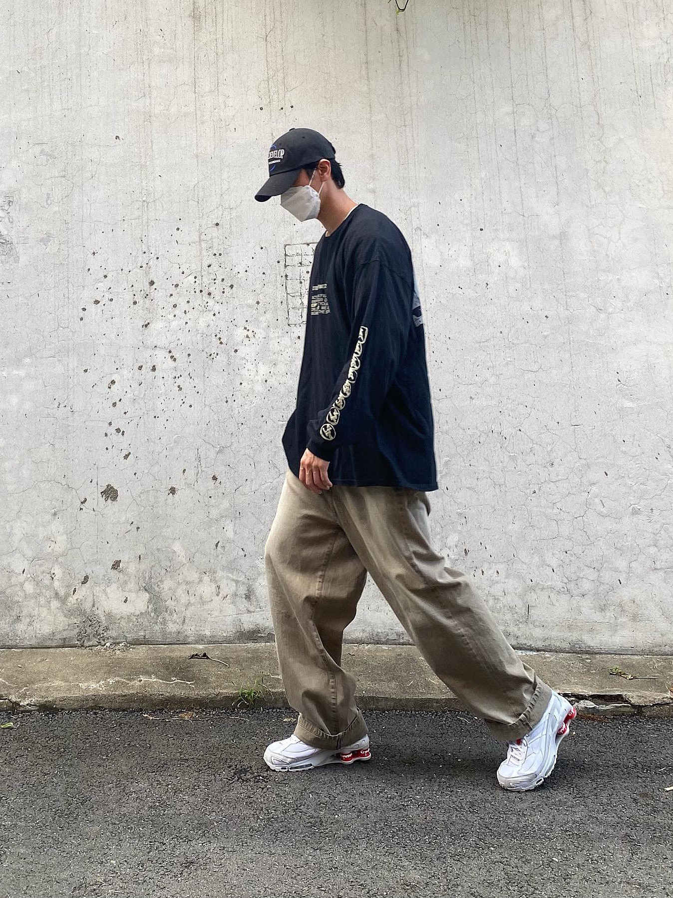 Nike x Supreme Shox Ride 2 SP White 착용 스타일 - 2