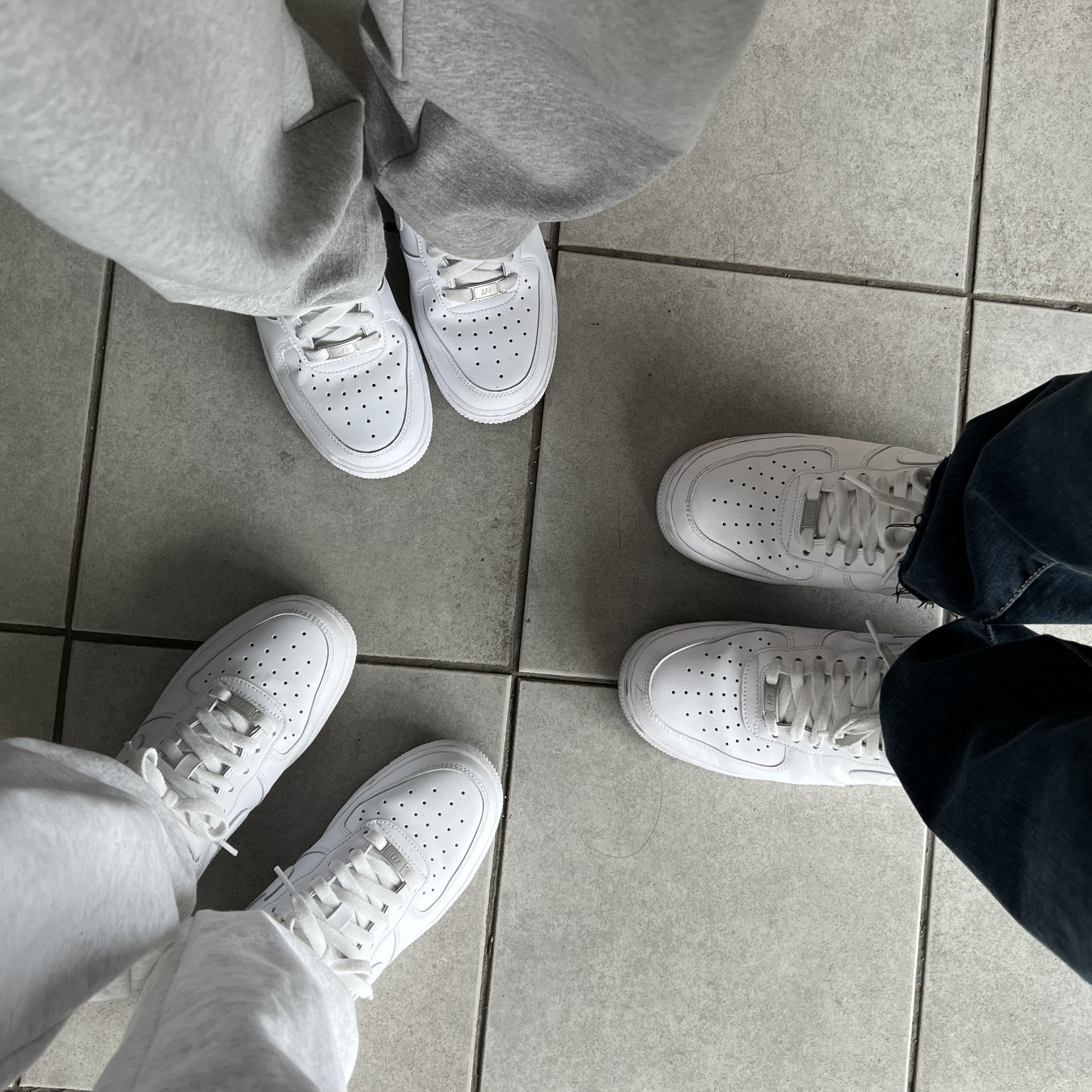 Nike Air Force 1 '07 Low White, (W) Nike Air Force 1 '07 Low White 착용 스타일