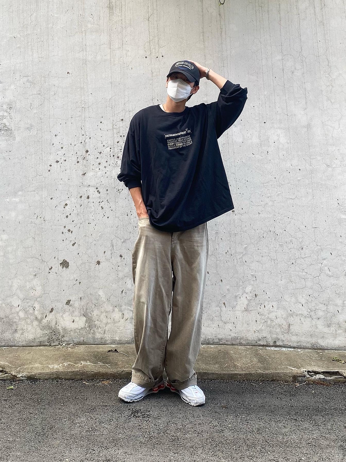 Nike x Supreme Shox Ride 2 SP White 착용 스타일 - 4