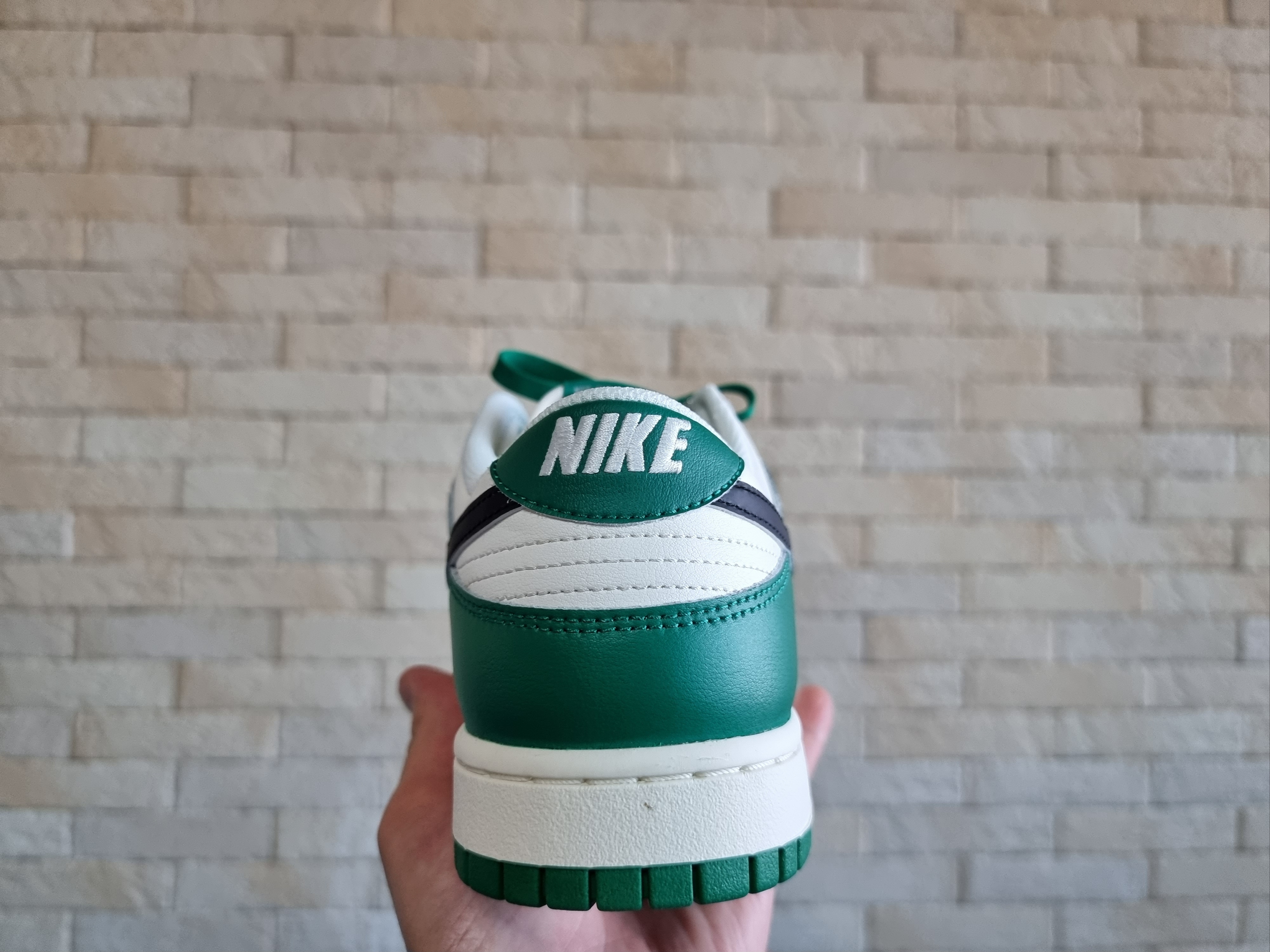 Nike Dunk Low Retro SE Jackpot Malachite 착용 스타일 - 5