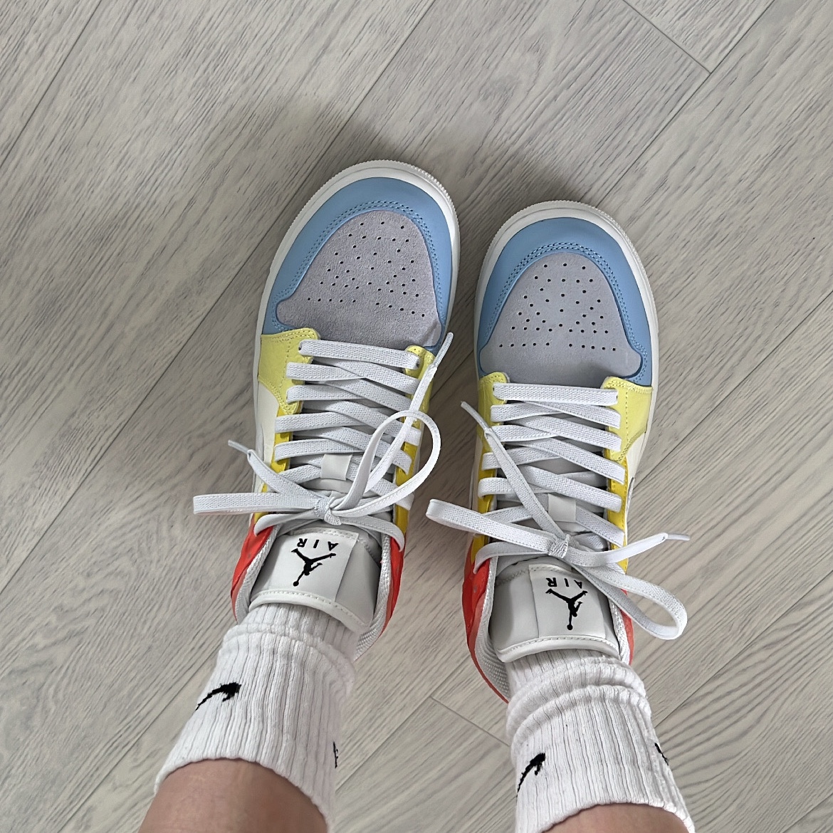 (W) Jordan 1 Mid To My First Coach 착용 스타일 - 3