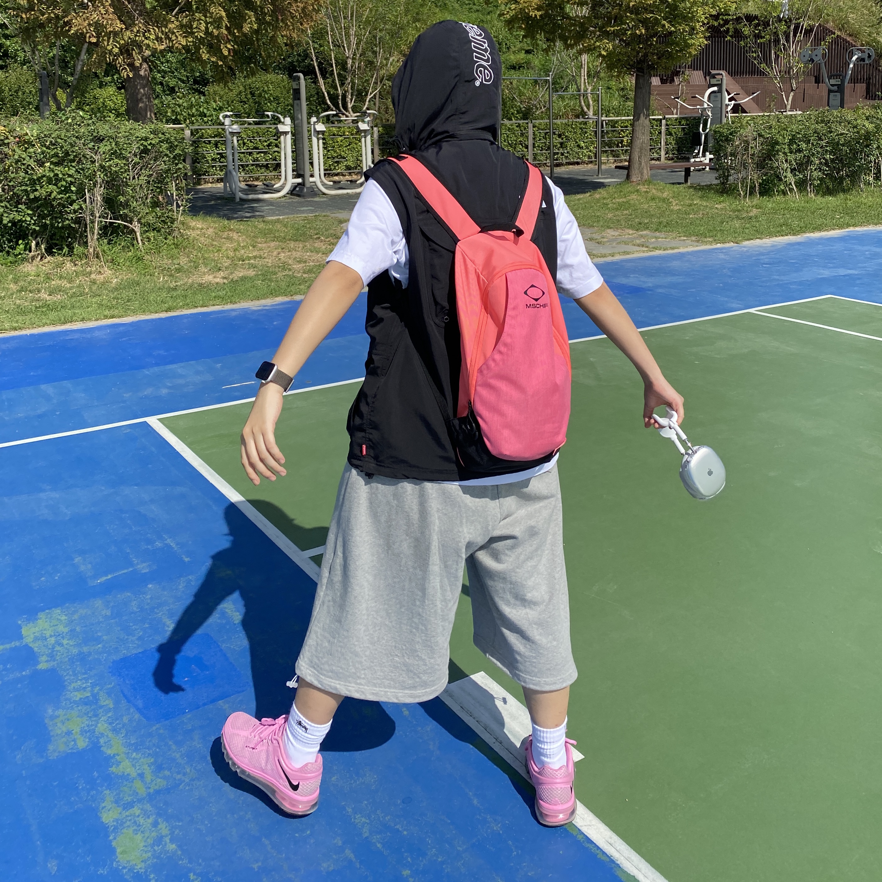 Supreme x The North Face Trekking Convertible Jacket Black - 22SS, Nike x Stussy Air Max 2013 Psychic Pink 착용 스타일