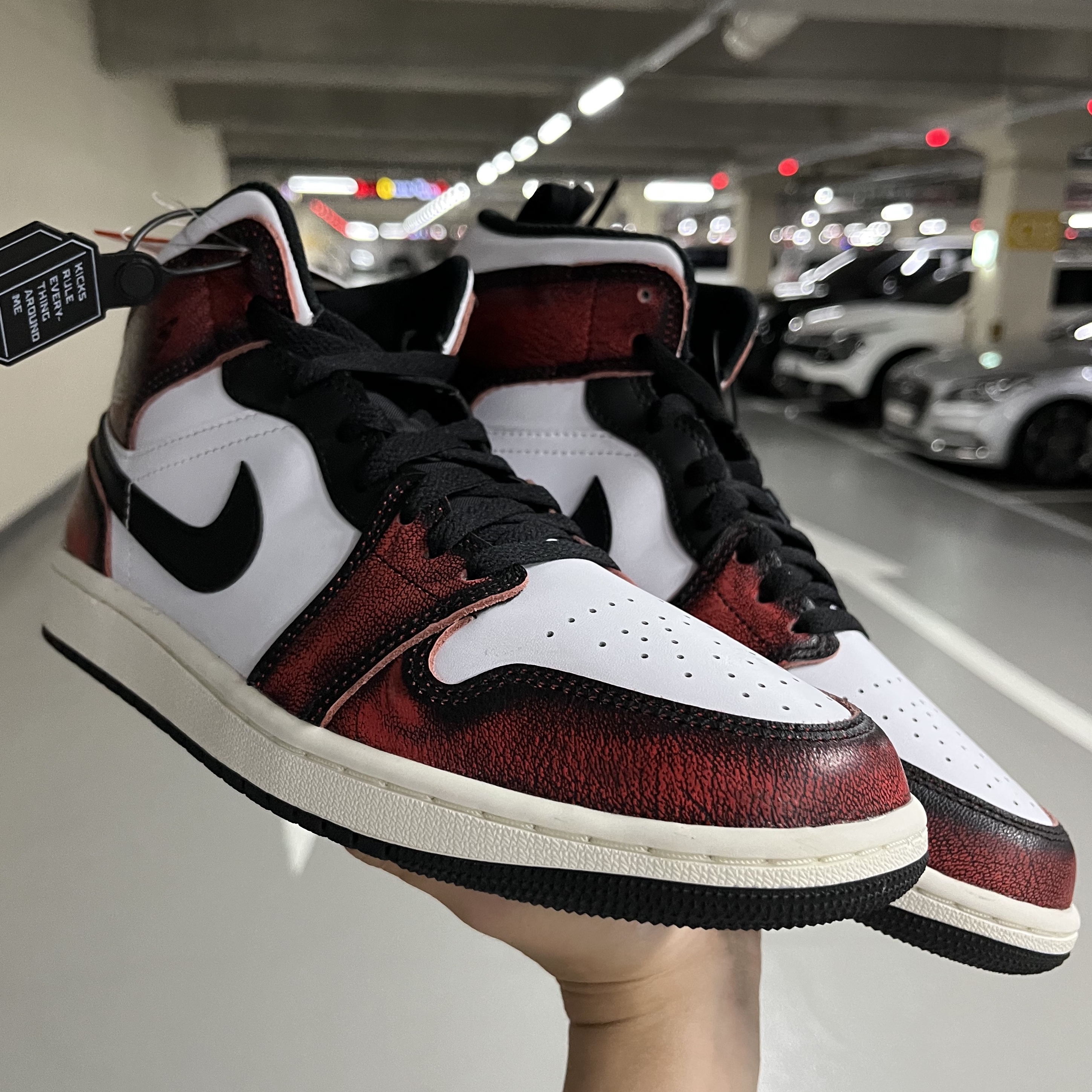 Jordan 1 Mid SE Infrared 23 착용 스타일 - 1