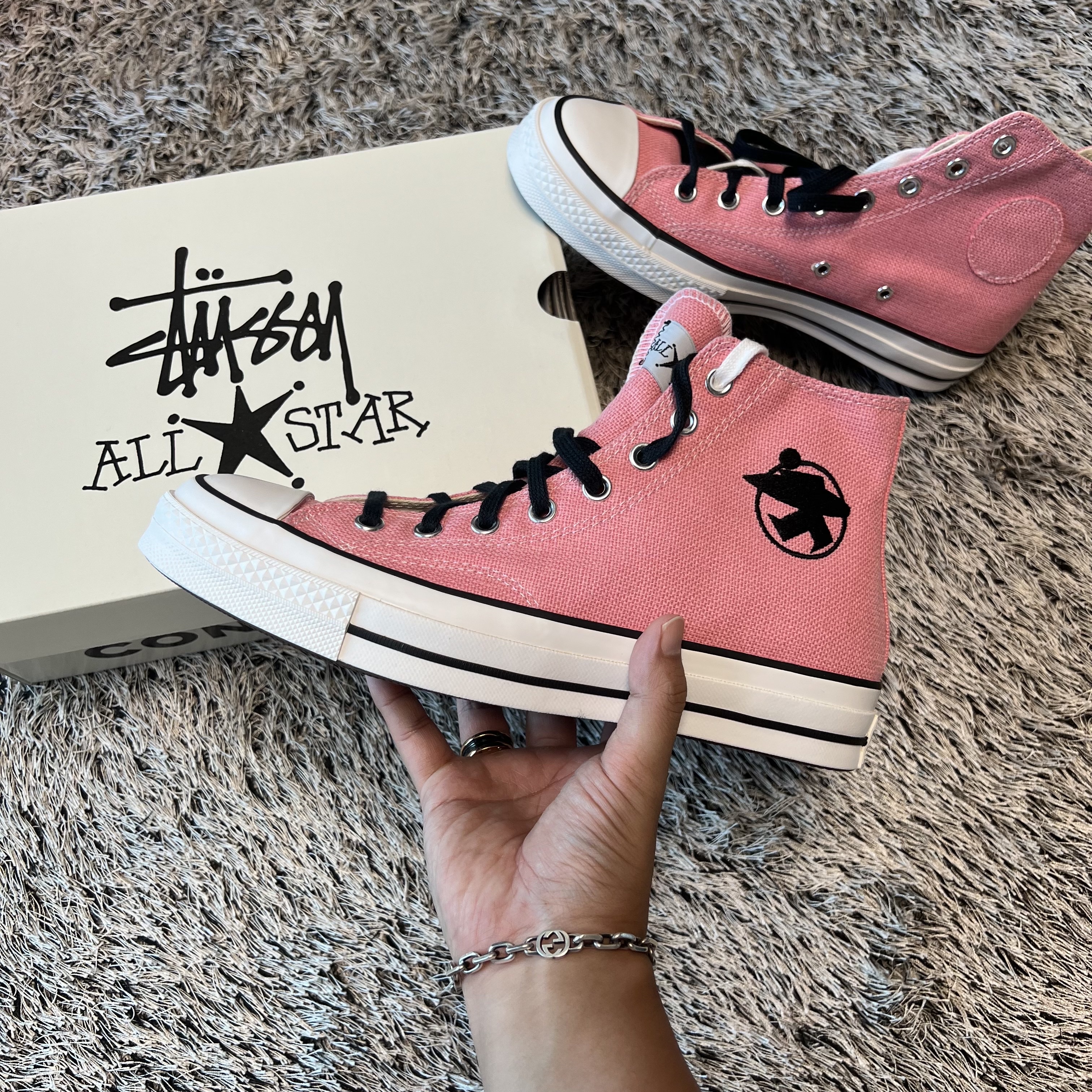 Converse x Stussy Chuck 70 High Plumeria 착용 스타일 - 1