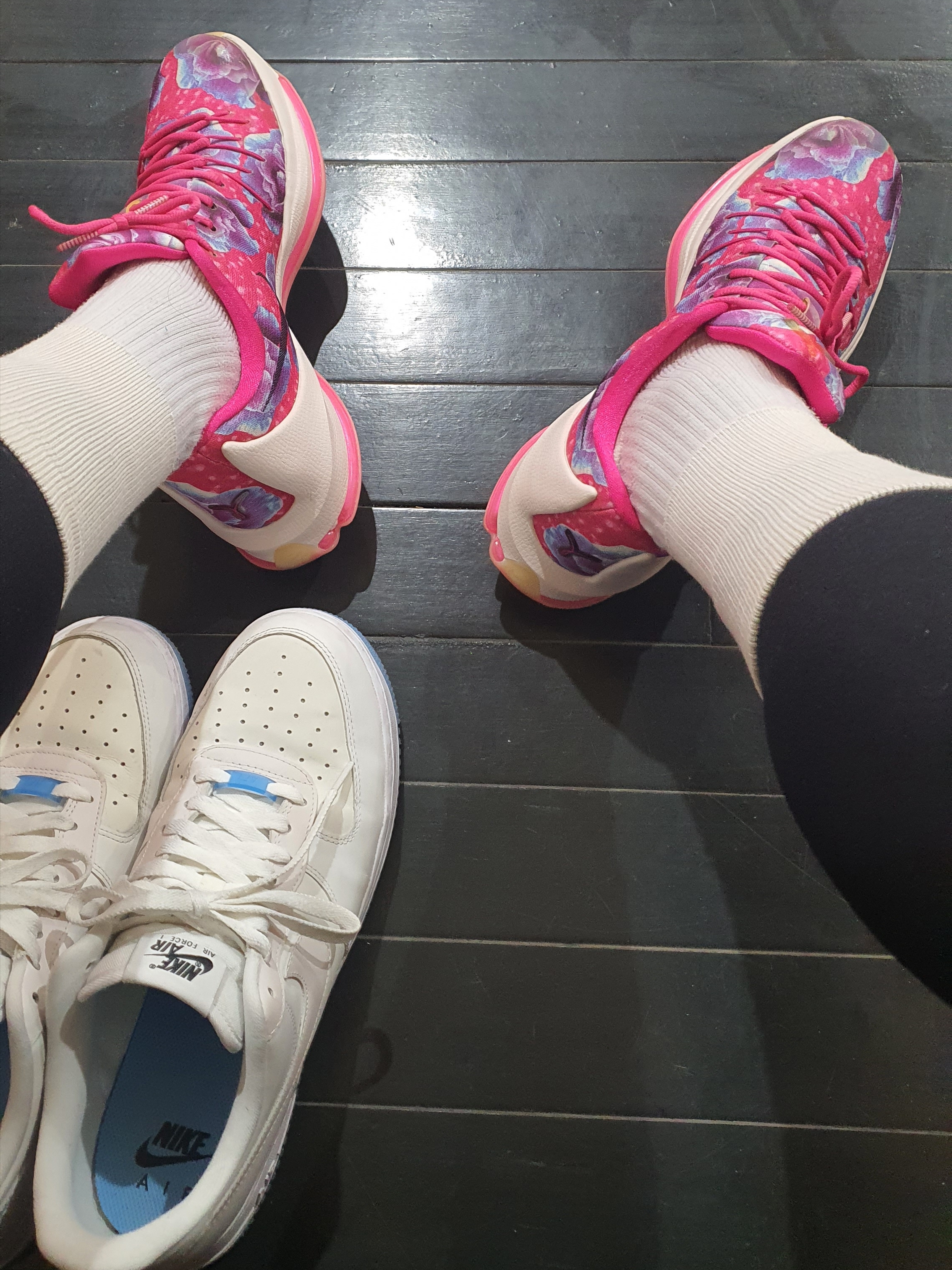 (W) Nike Air Force 1 '07 LX Photochromic, Nike KD 8 Aunt Pearl 착용 스타일