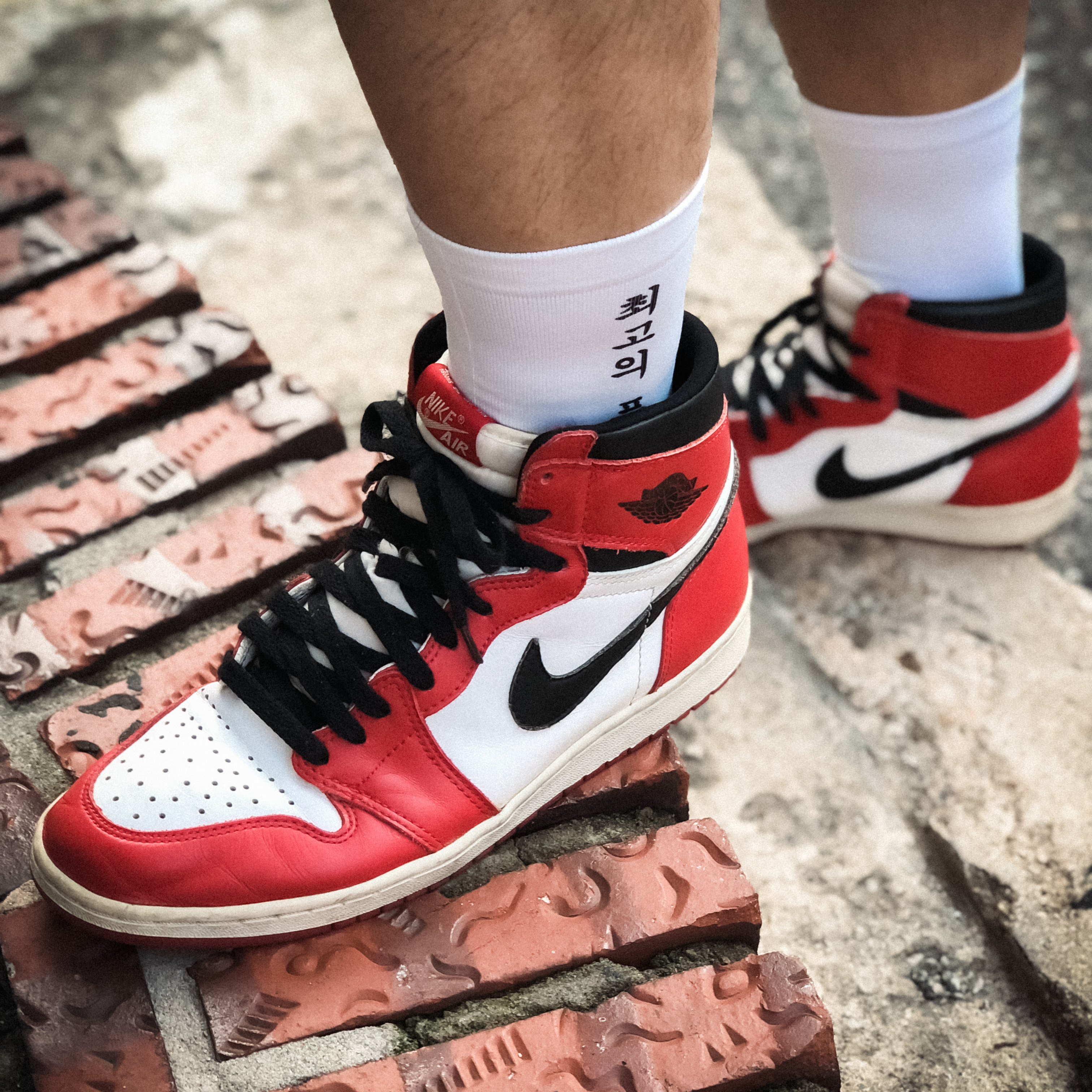 Jordan 1 OG Chicago 1985, Jordan 1 Retro Chicago 1994 착용 스타일 - 2