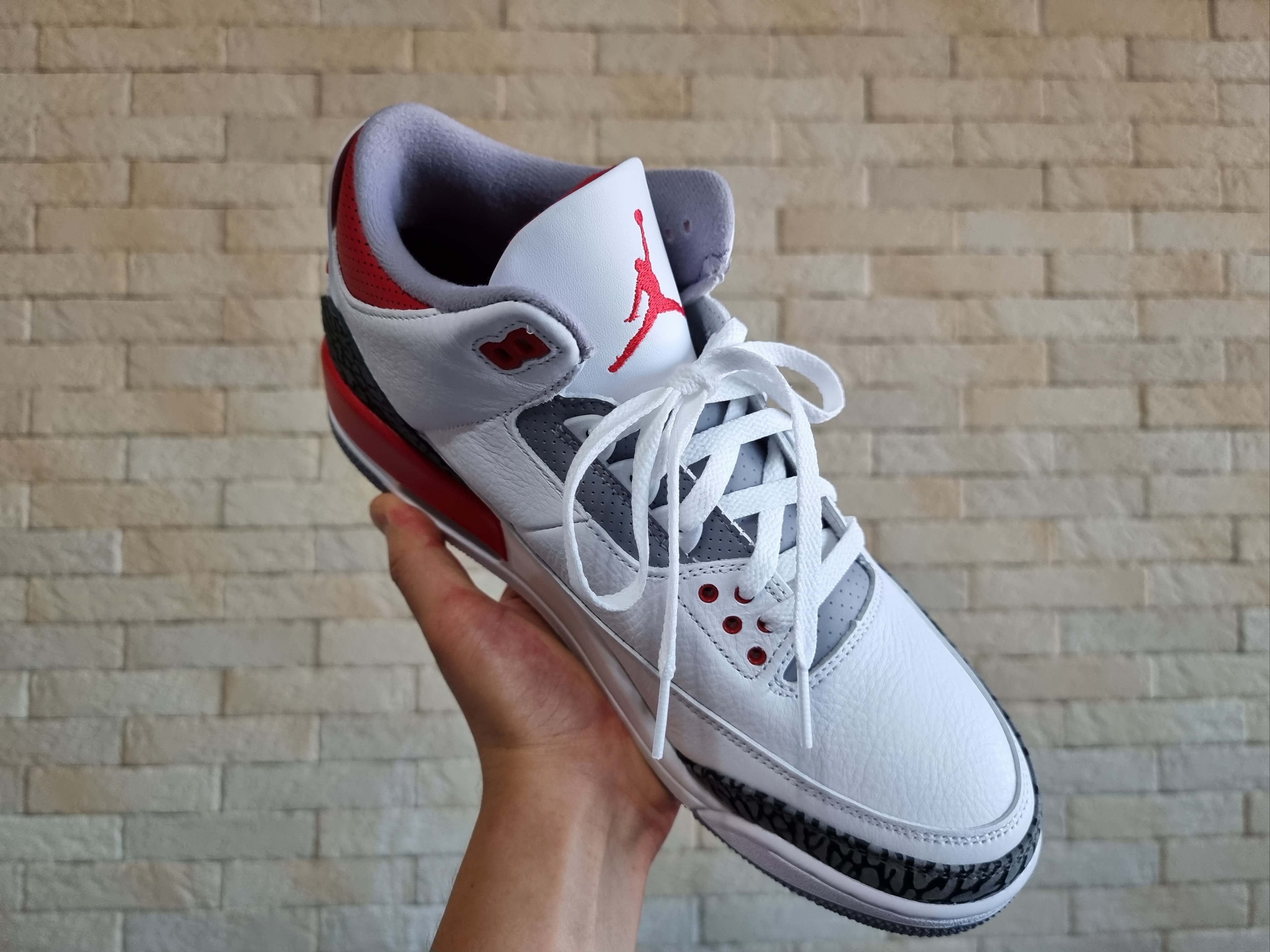 Jordan 3 Retro Fire Red 2022 착용 스타일 - 4