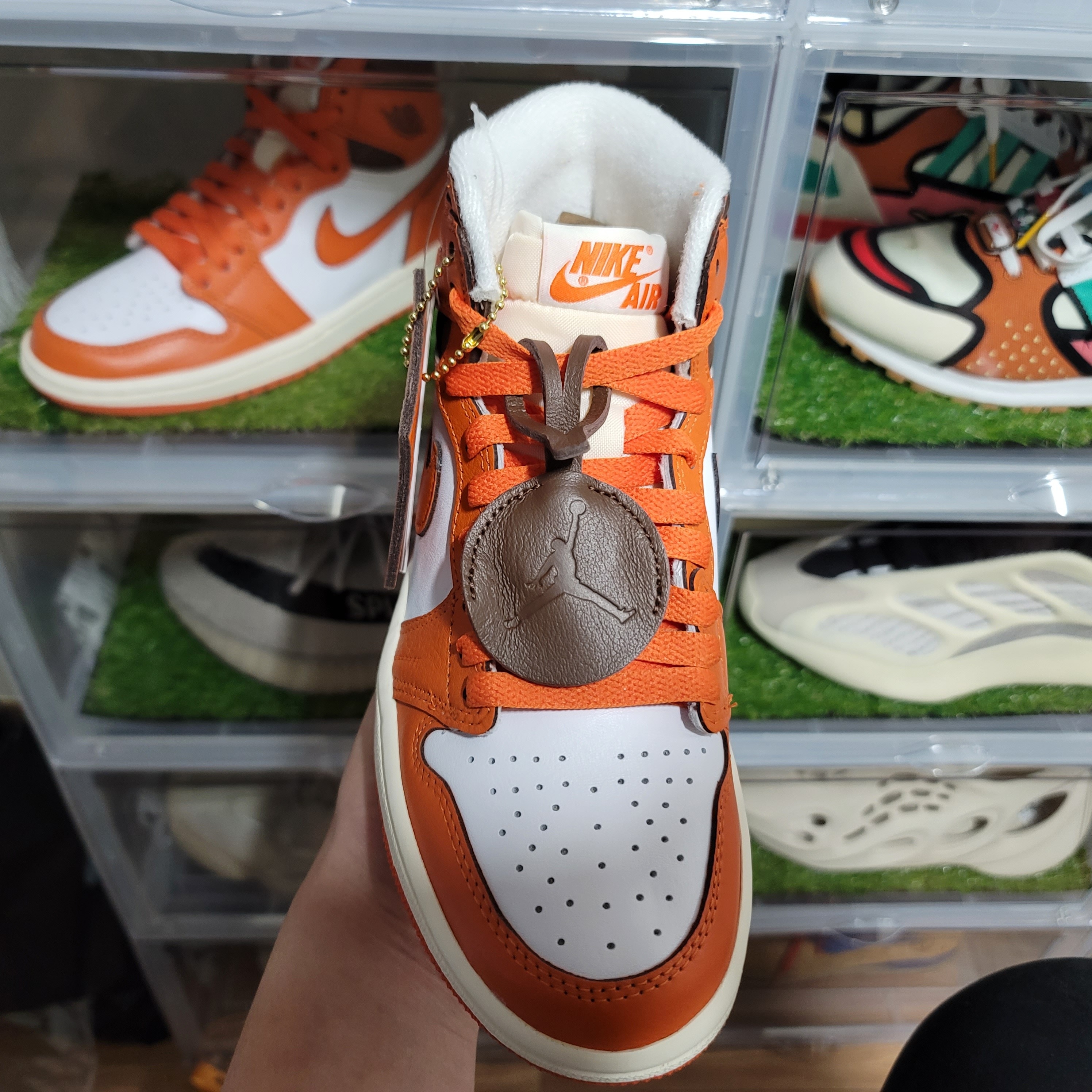 (W) Jordan 1 Retro High OG Starfish 착용 스타일 - 2