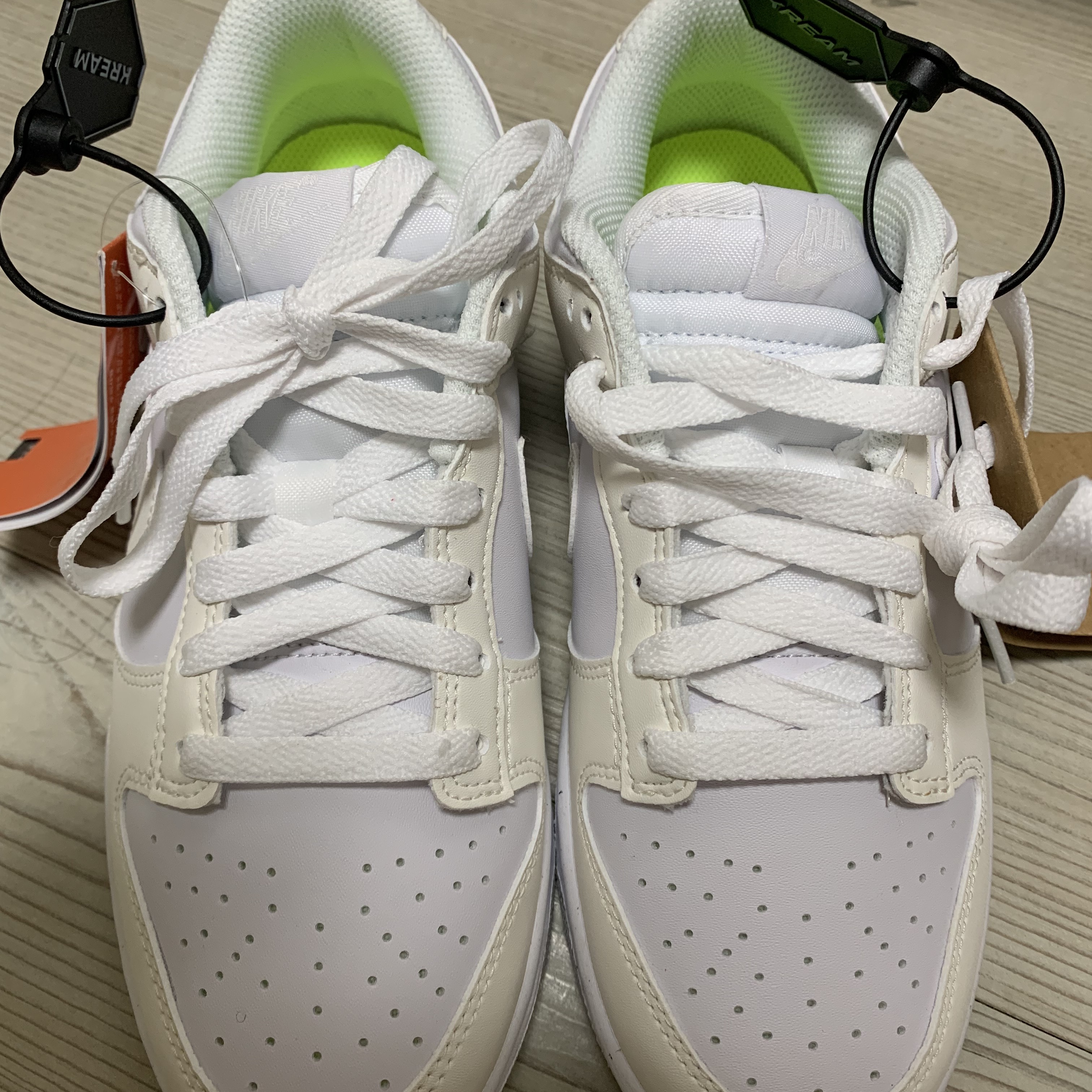 (W) Nike Dunk Low Next Nature Sail 착용 스타일 - 1