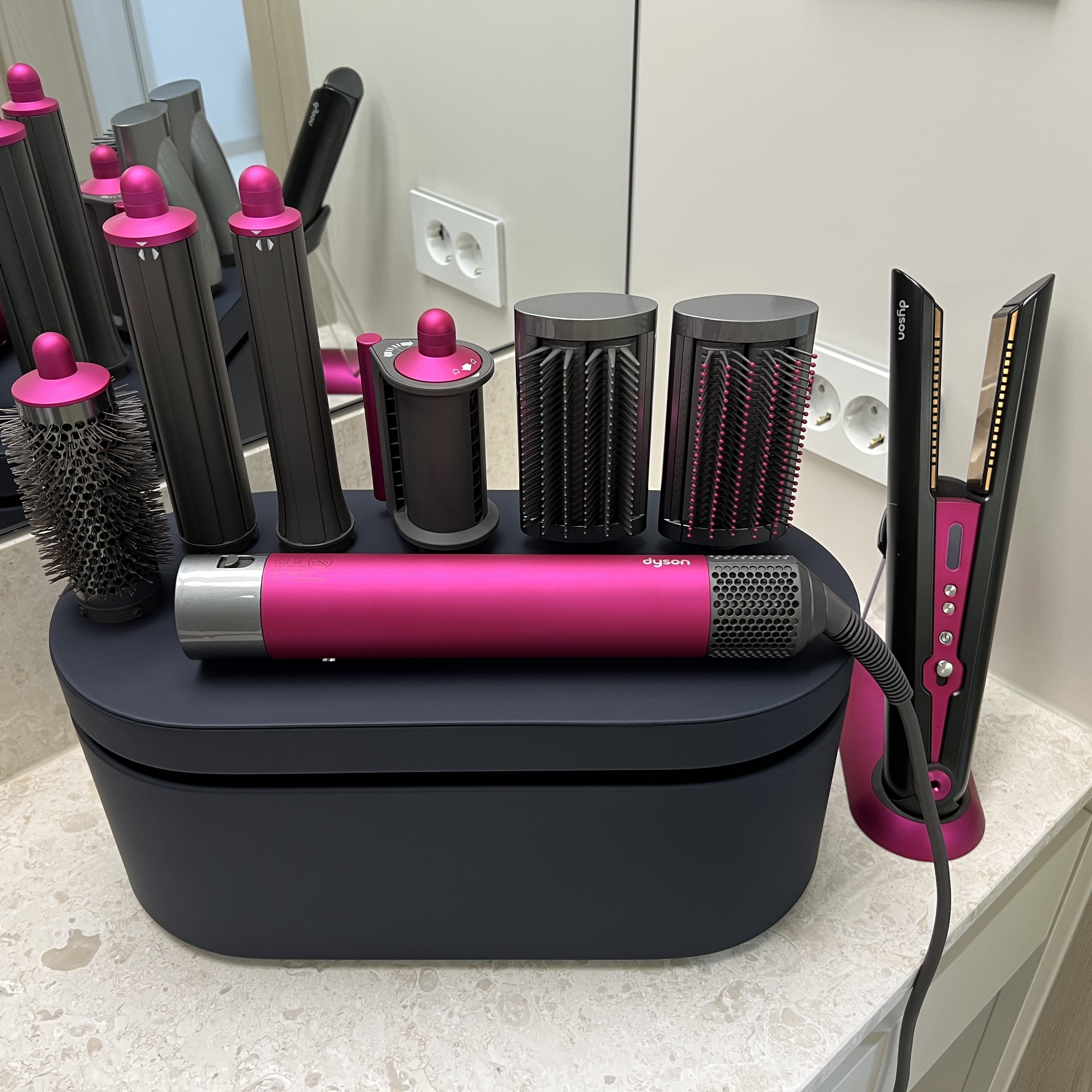 Dyson Airwrap Multi Styler Complete Long Fuchsia Nickel (Korean Ver.), Dyson Corrale Straightener BlacK Nickel Fuchsia (Korean Ver.) 착용 스타일