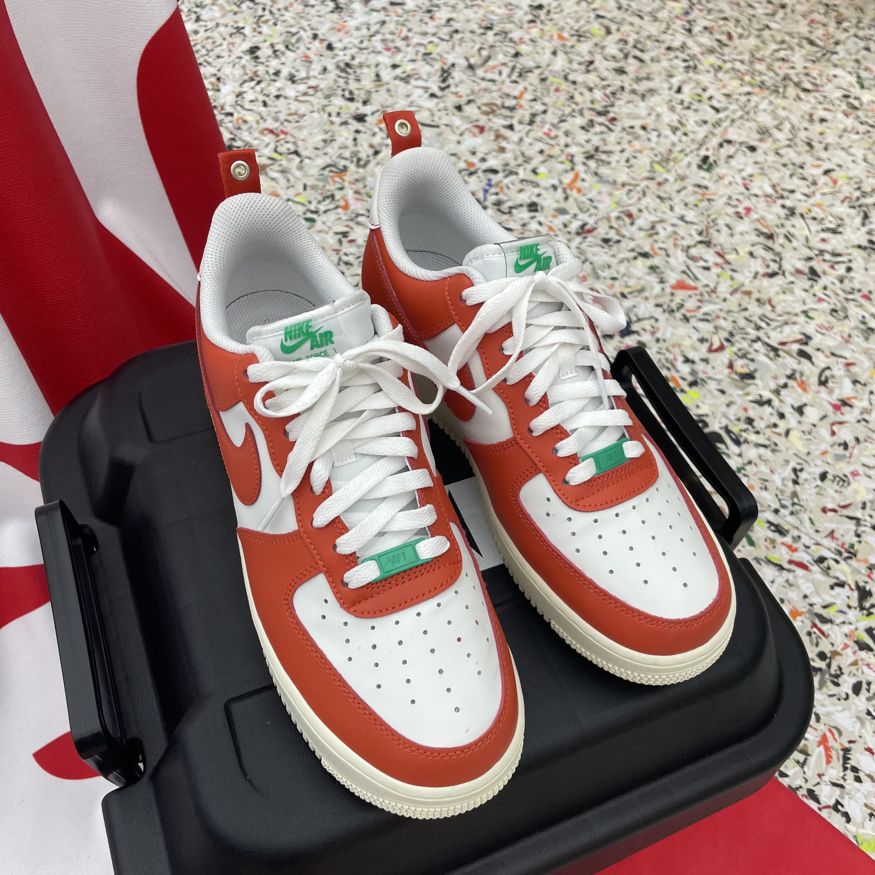 Nike Air Force 1 '07 LV8 Pojangmacha 착용 스타일