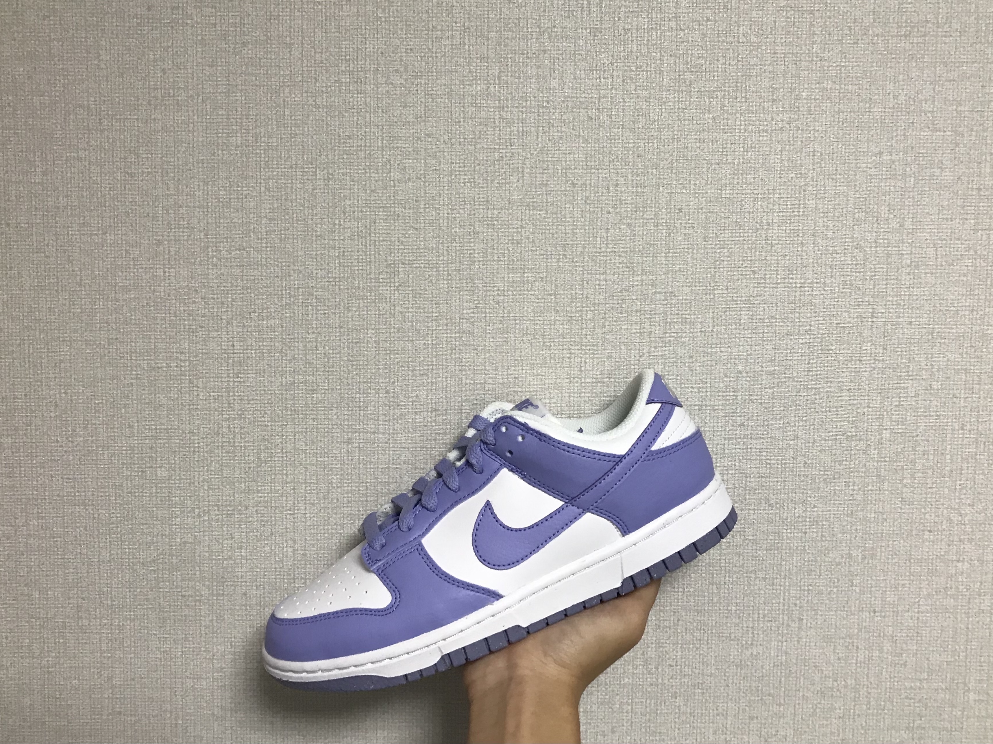 (W) Nike Dunk Low Next Nature Lilac 착용 스타일 - 2
