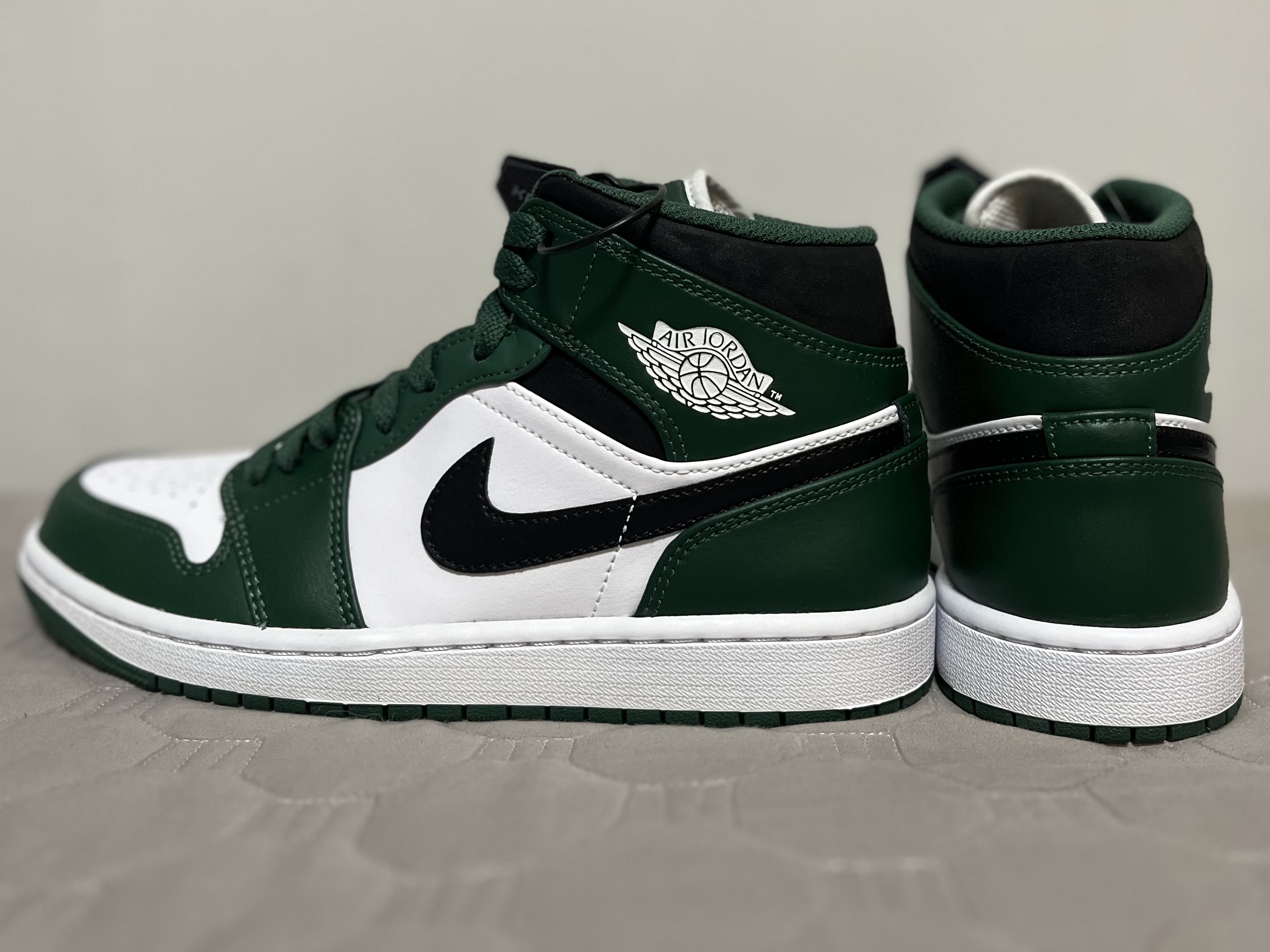 Jordan 1 Mid Sonics 2021 착용 스타일