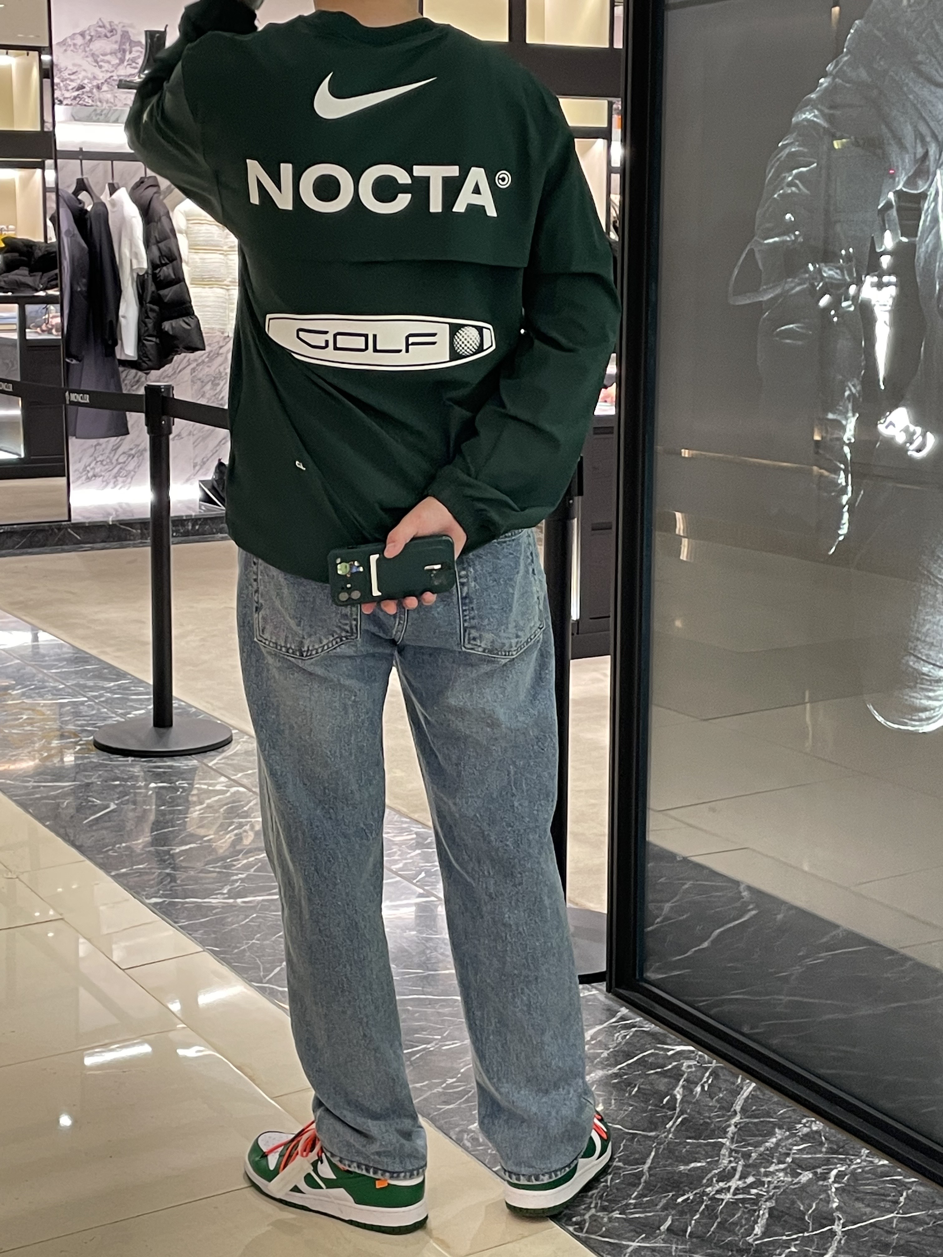 Nike x Drake Nocta Golf Crewneck Top Green - Asia, Nike x Off-White Dunk Low Pine Green 착용 스타일