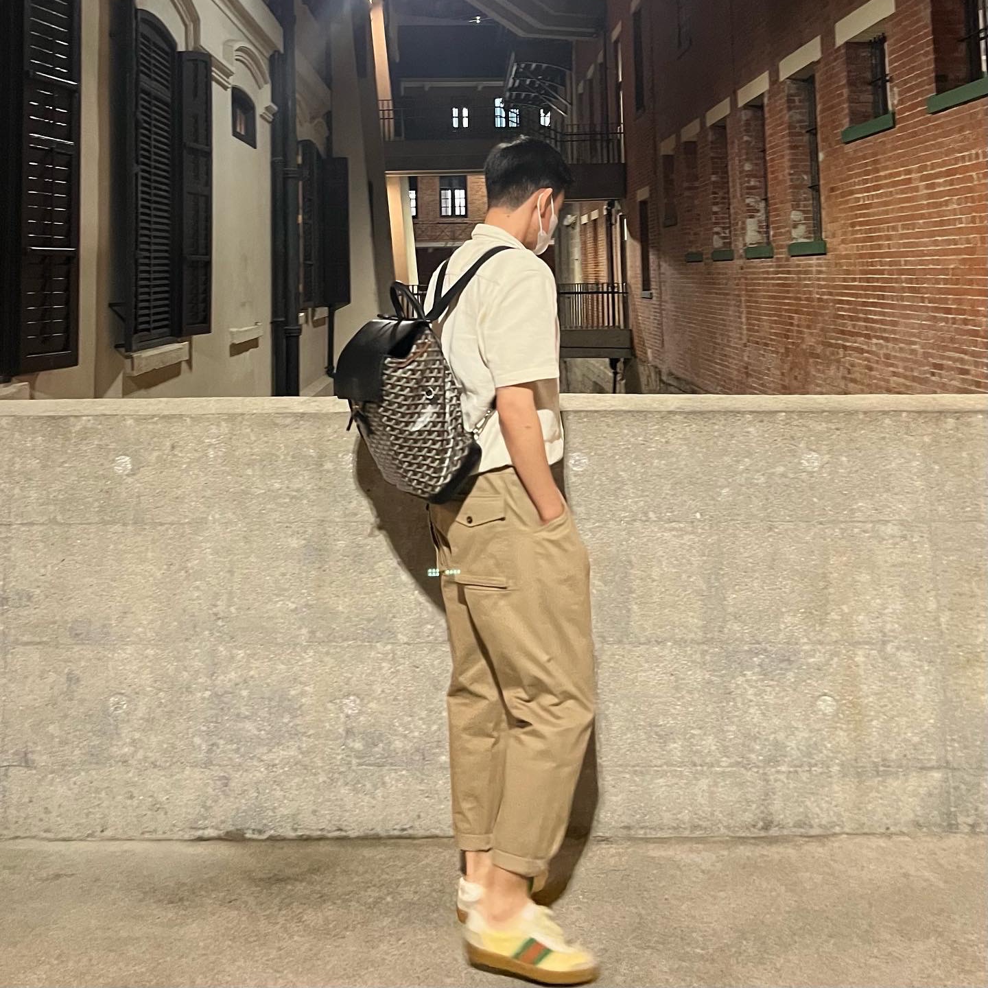 Goyard Alpin MM Backpack Black Tan, Gucci G74 Sneakers in Leather with Web Oatmeal 착용 스타일