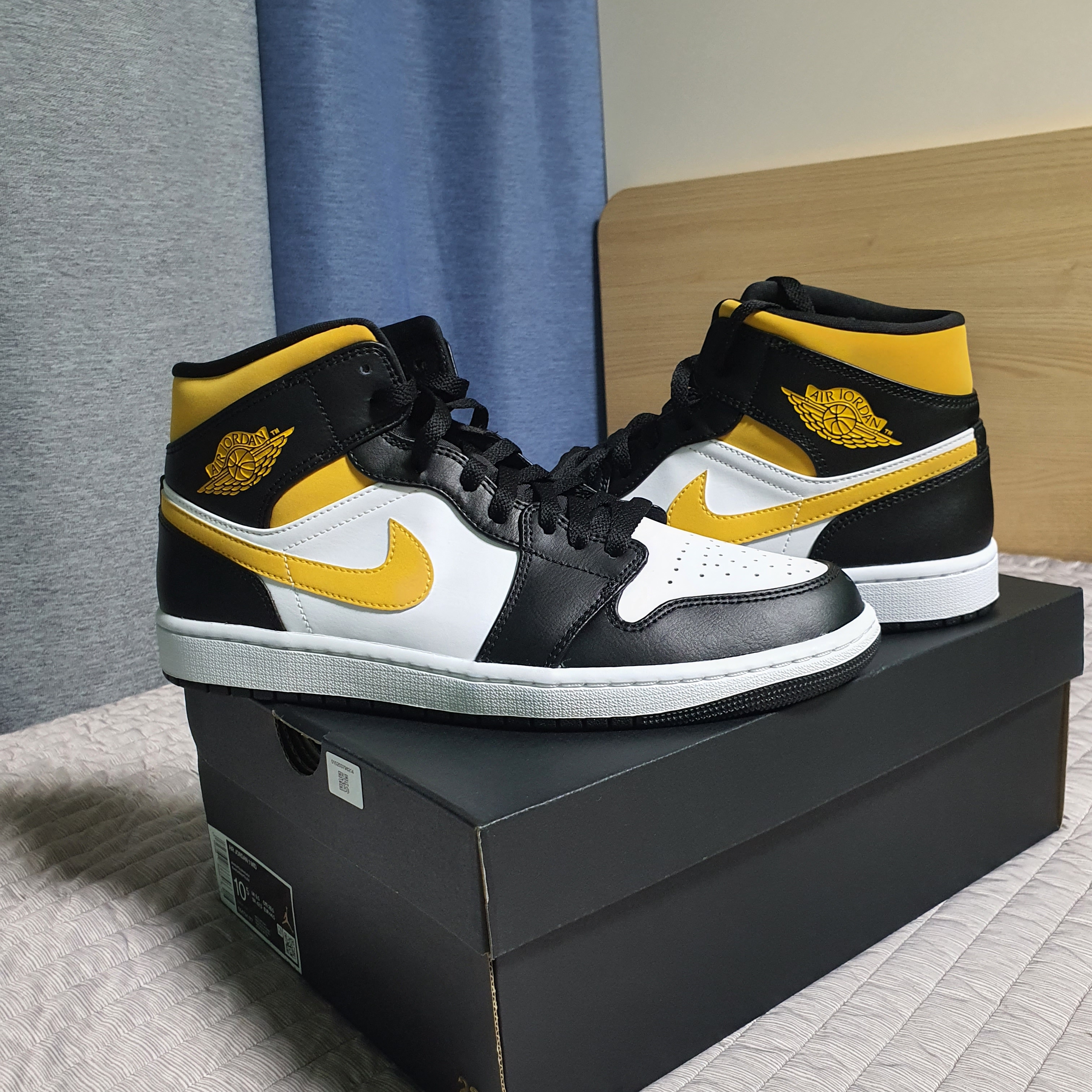 Jordan 1 Mid Pollen 착용 스타일 - 4