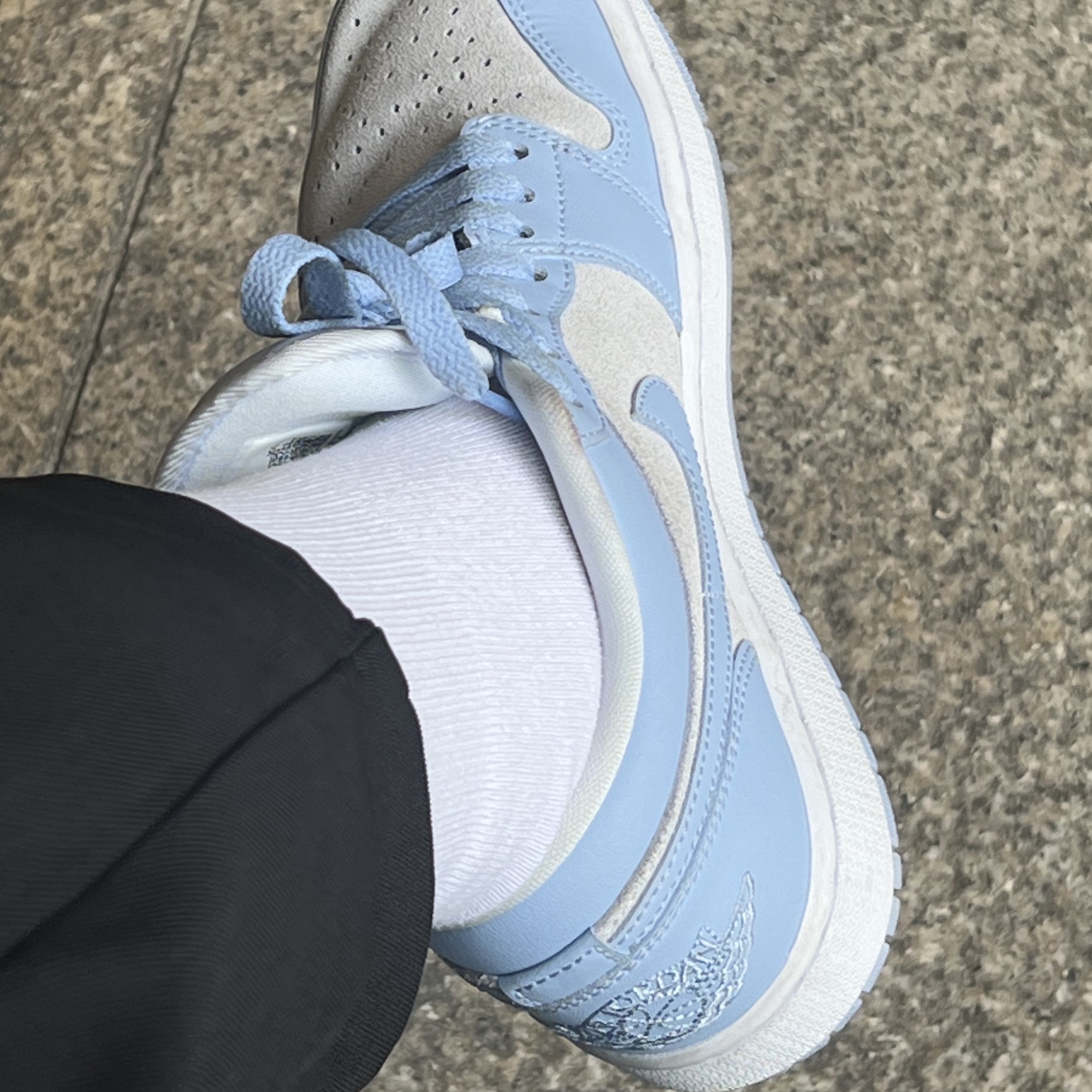 (W) Jordan 1 Low Aluminum 착용 스타일 - 2