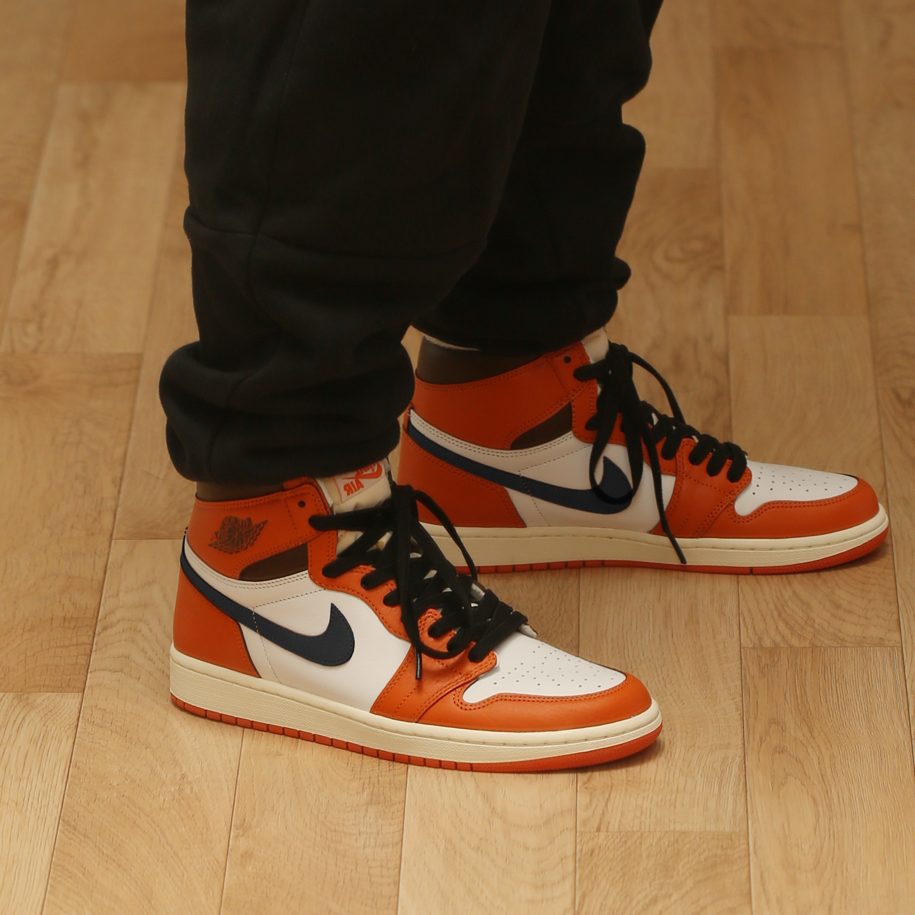 (W) Jordan 1 Retro High OG Starfish 착용 스타일 - 2
