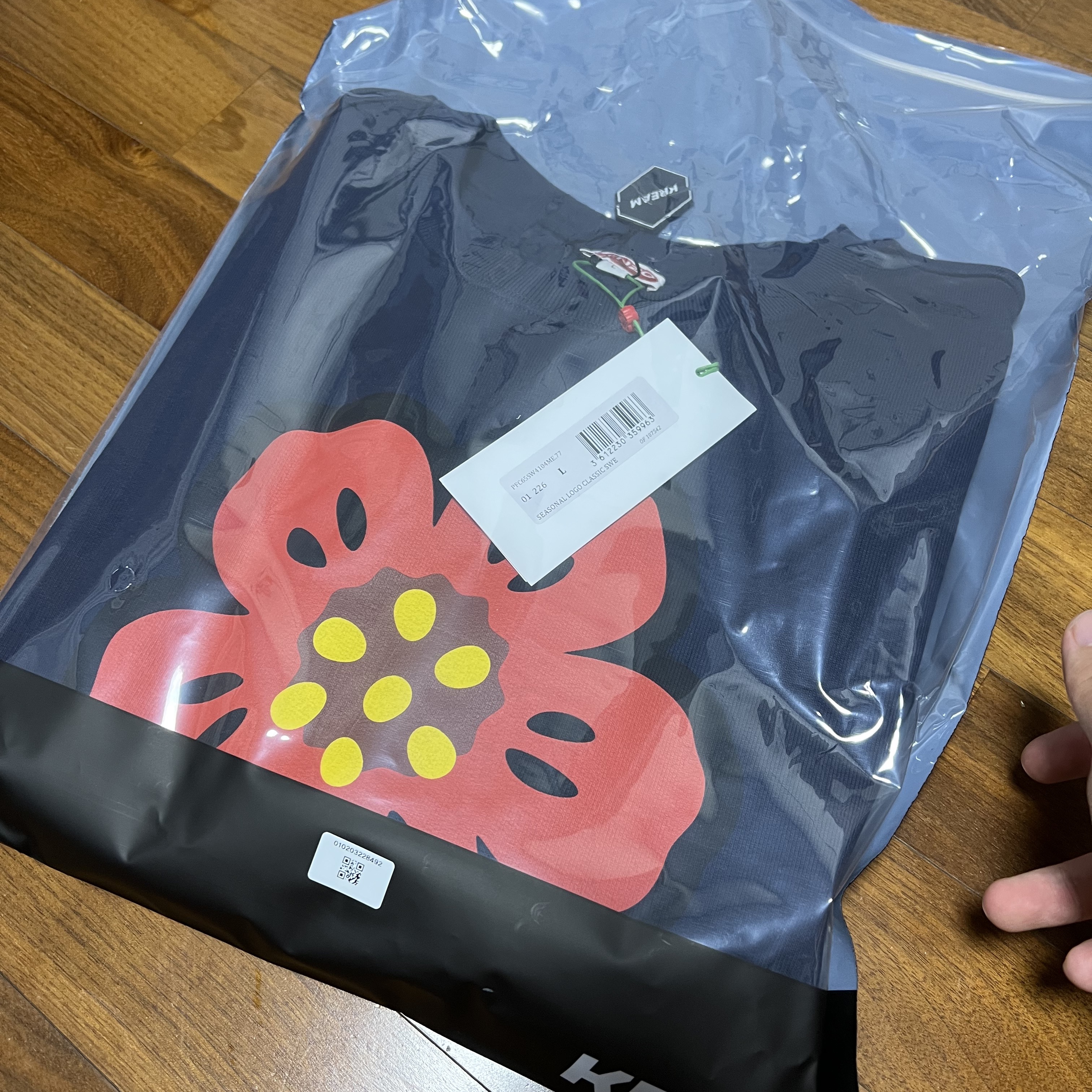 Kenzo Boke Flower Sweatshirt Midnight Blue 착용 스타일 - 3