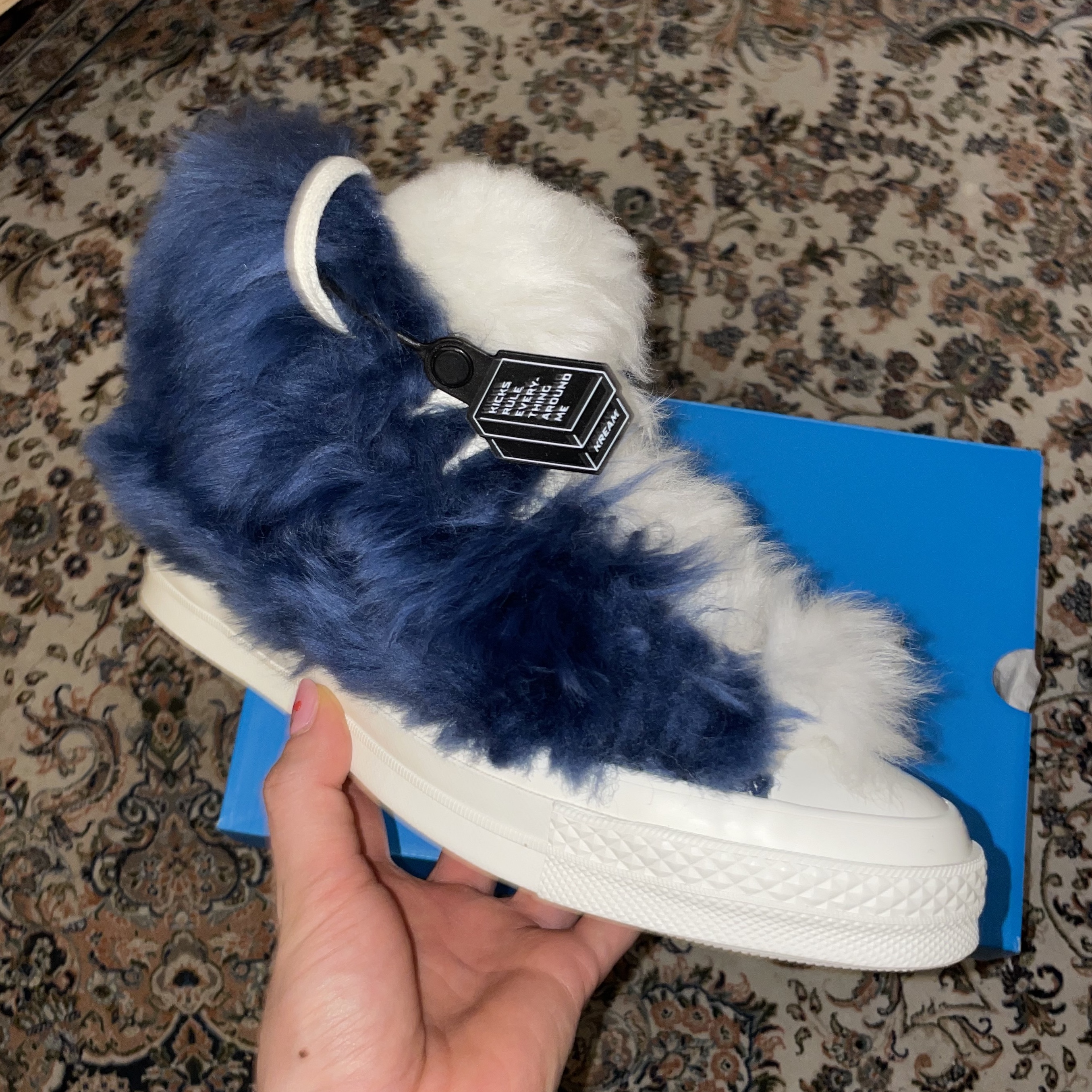 Converse x Ambush Chuck 70 Fuzzy Navy Blue 착용 스타일