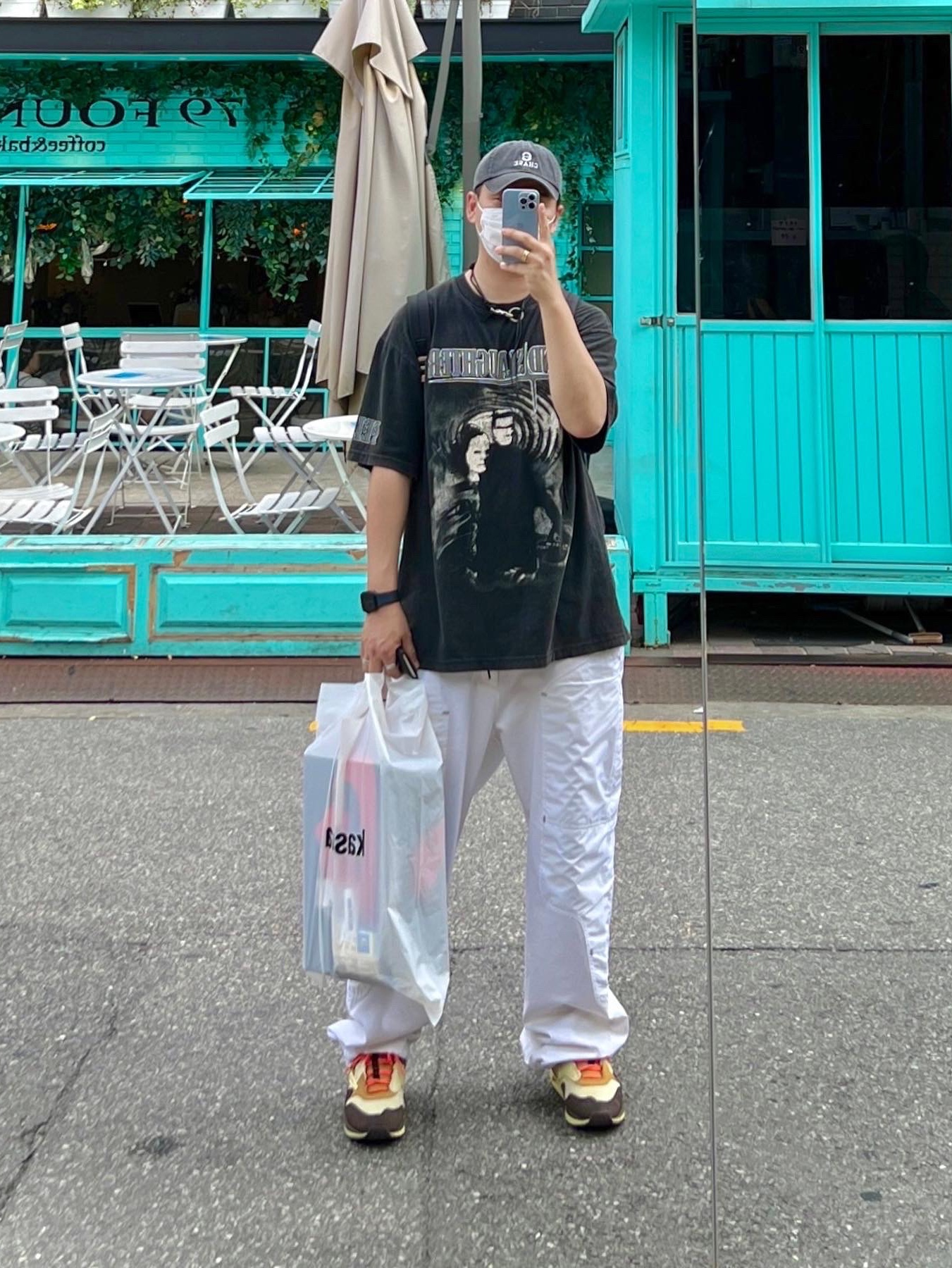 Nike x Travis Scott Air Max 1 Cact.us Brown 착용 스타일