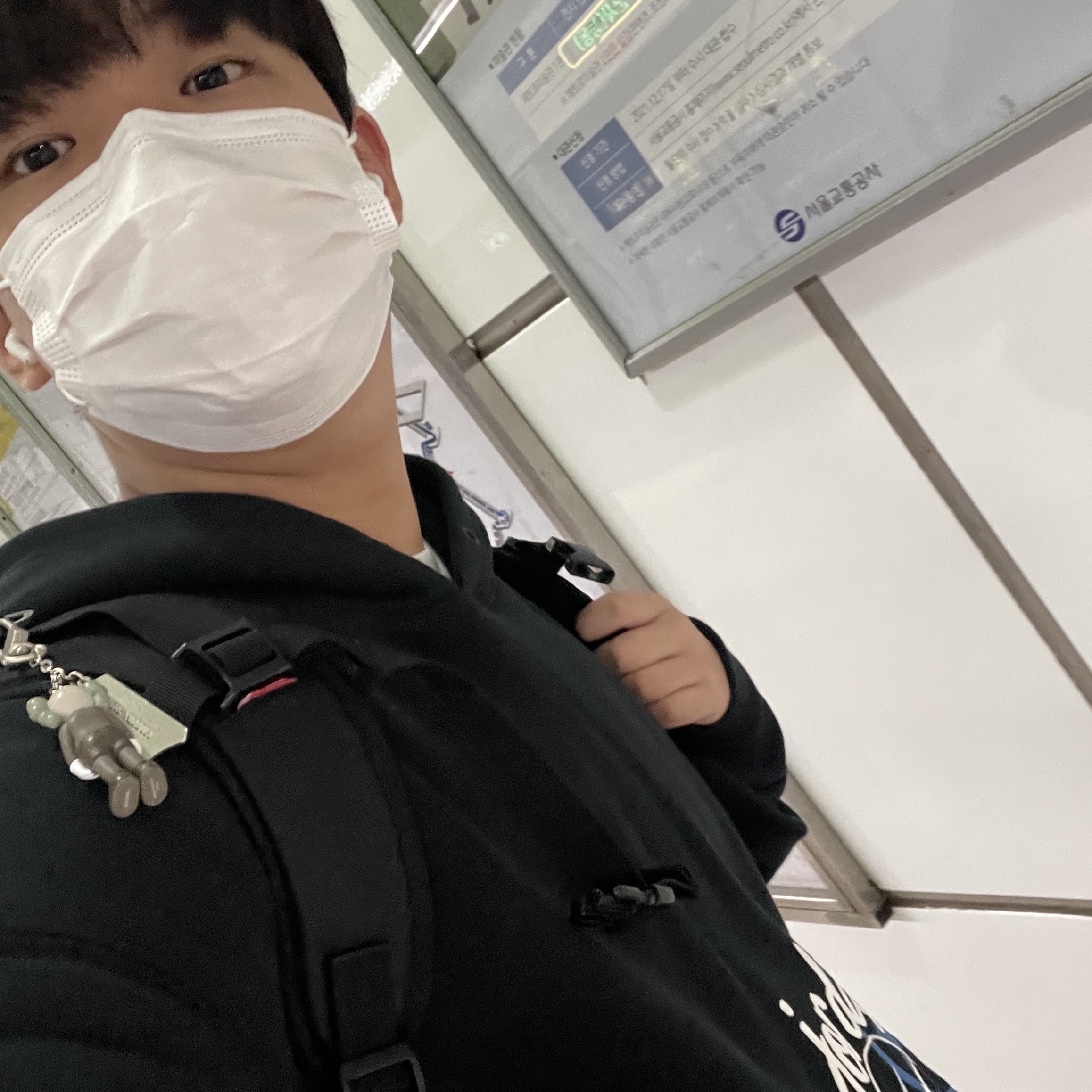 Jordan x Travis Scott x Fragment Hoodie Black (DJ0615-010), Supreme Backpack Black - 18FW 착용 스타일 - 1