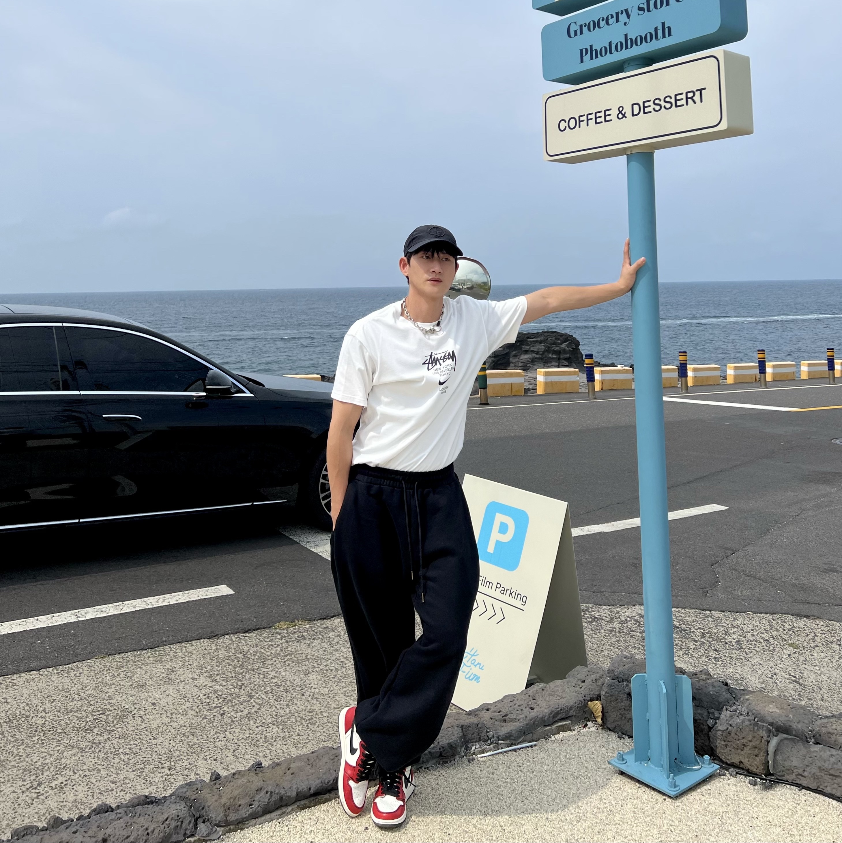 Jordan 1 Retro High OG Defiant SB LA to Chicago, Nike x Stussy WT T-Shirt White - US/EU 착용 스타일