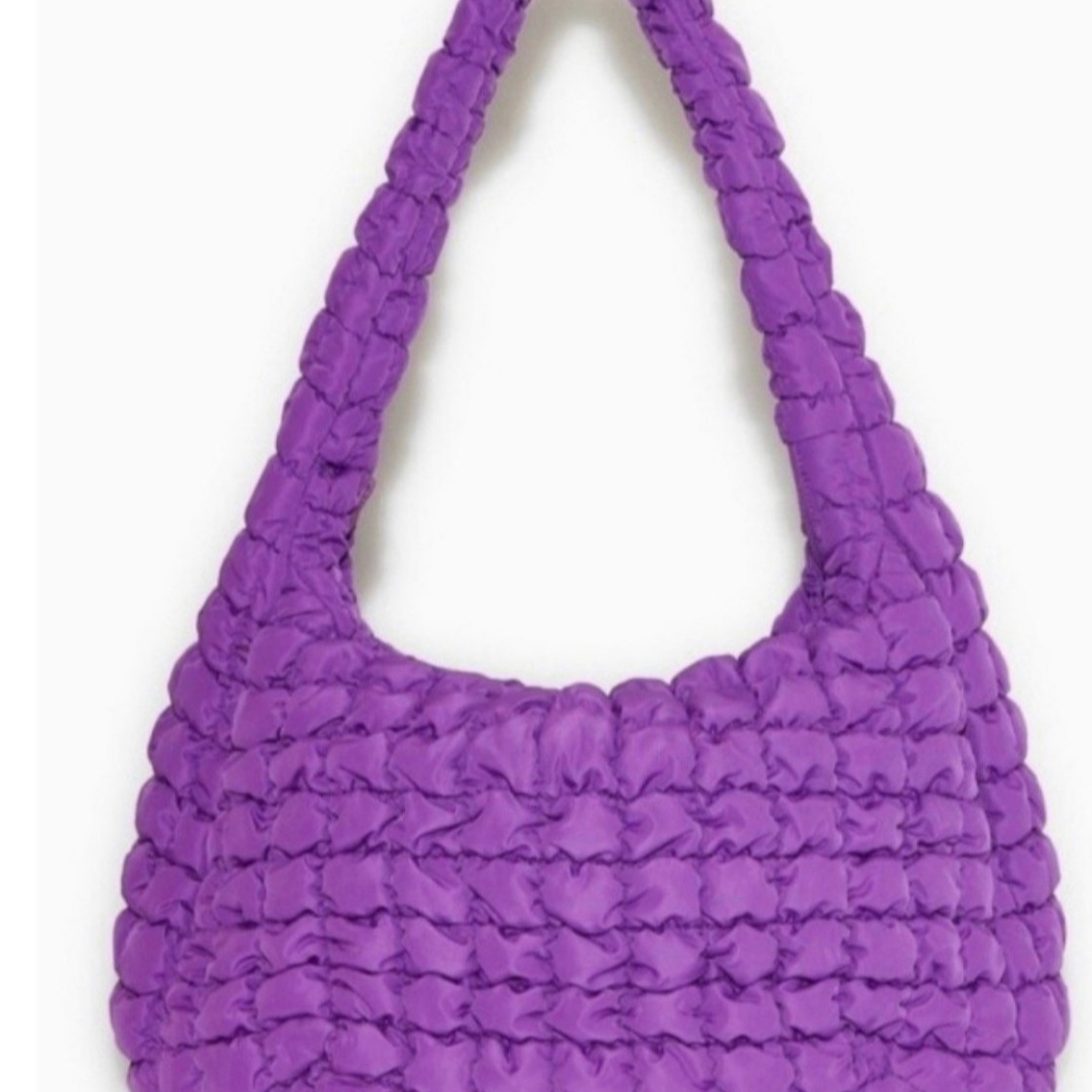 COS Quilted Oversized Shoulder Bag Purple 착용 스타일