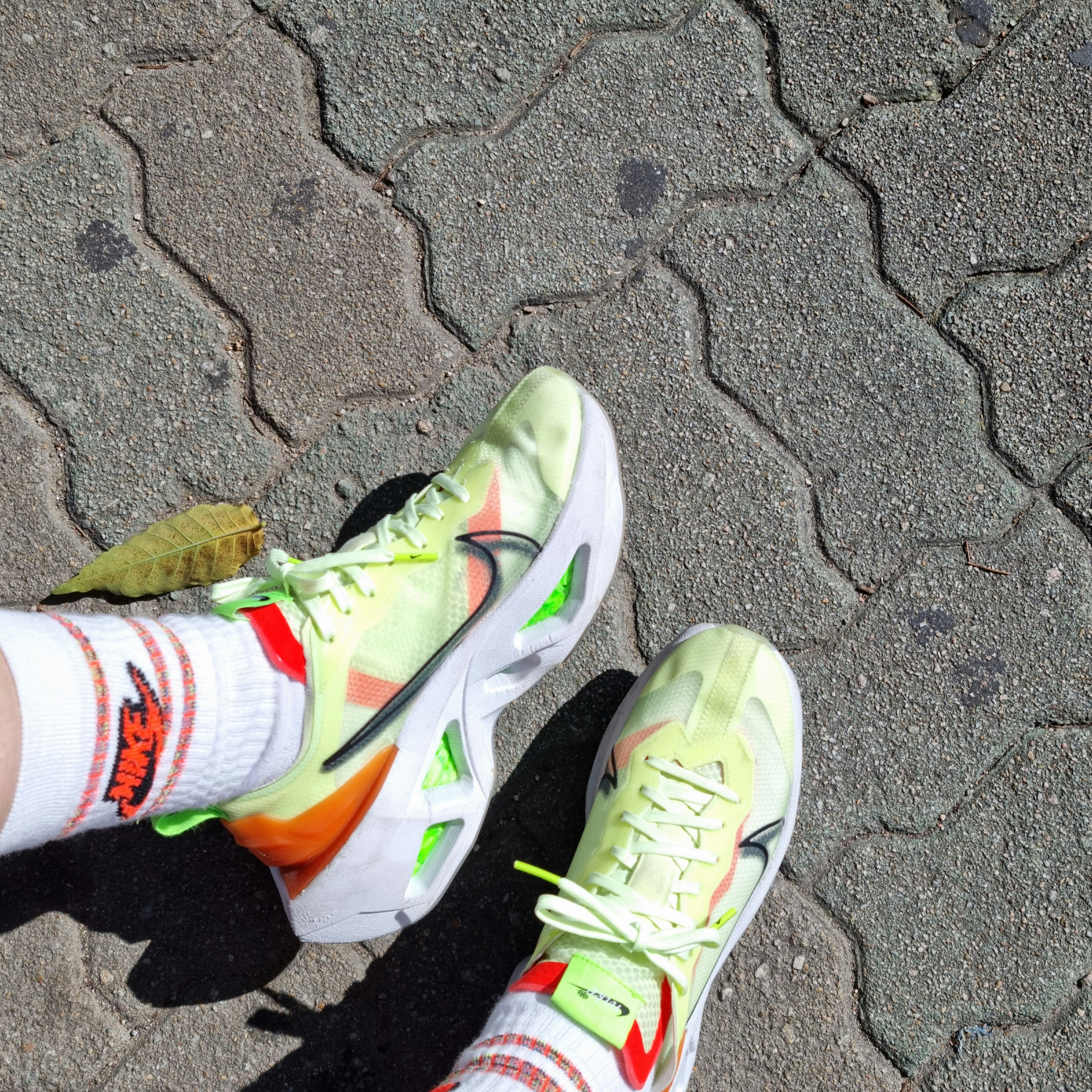 (W) Nike ZoomX Vista Grind Volt 착용 스타일