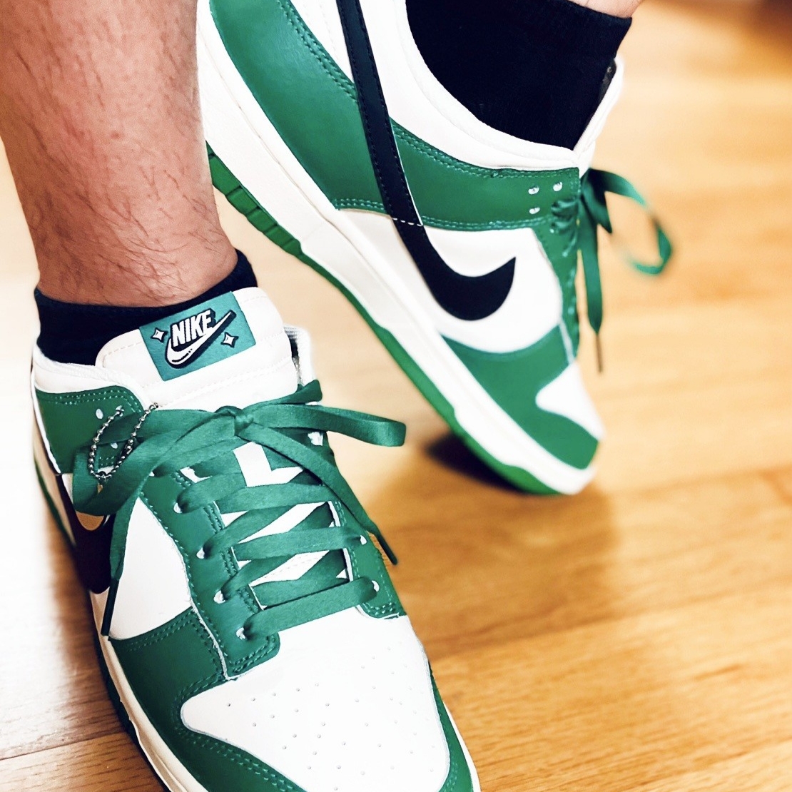 Nike Dunk Low Retro SE Jackpot Malachite 착용 스타일 - 1
