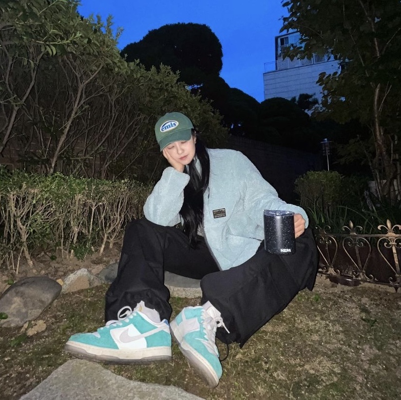 Nike x Kasina Dunk Low Road Sign - Kasina Exclusive 착용 스타일 - 1