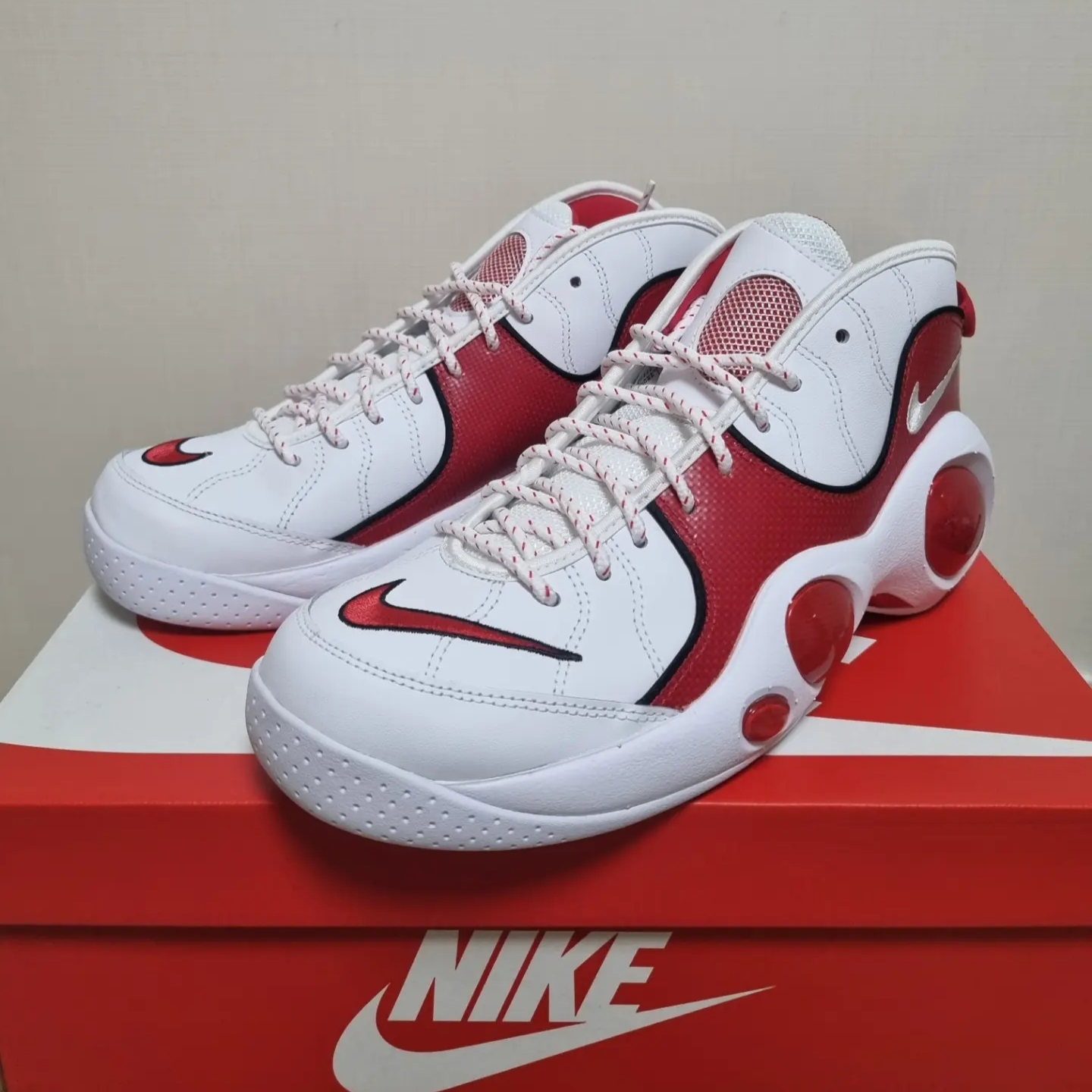 Nike Air Zoom Flight 95 Black Metallic 2022 착용 스타일 - 1