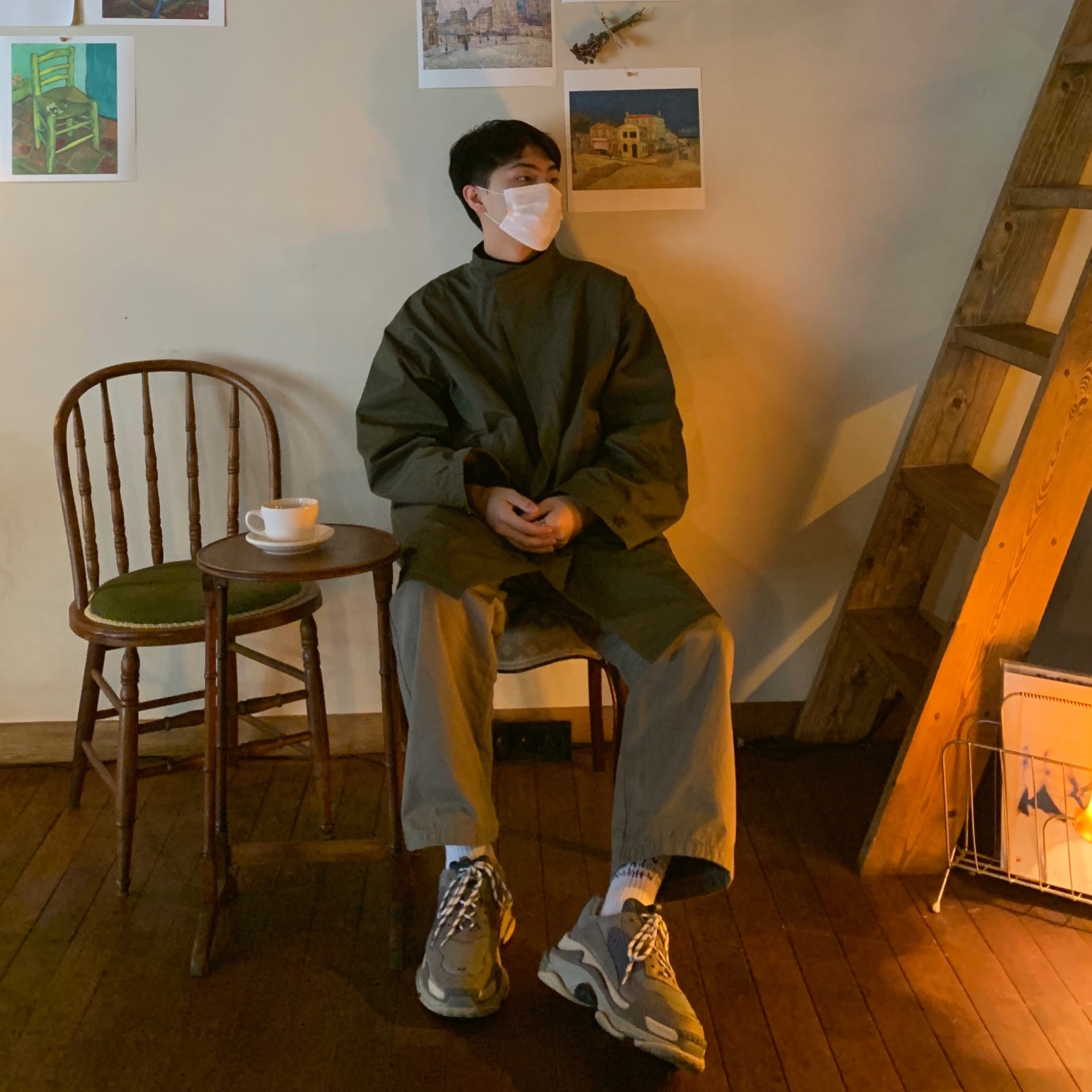 Balenciaga Triple S Grey 2018 착용 스타일