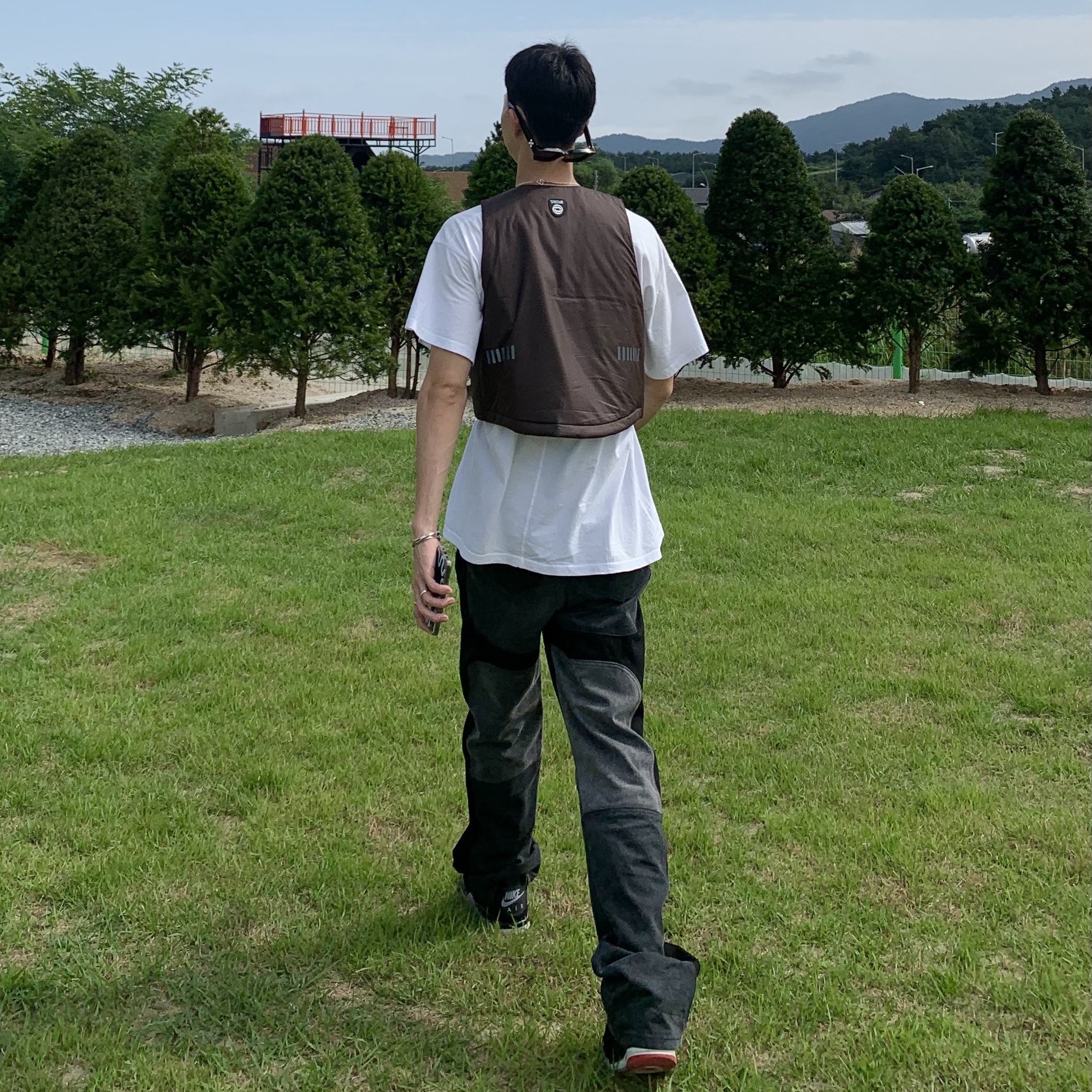 Nike x Travis Scott NRG BH Vest Velvet Brown - US/EU, Jordan 4 Retro Bred 2019 착용 스타일 - 4