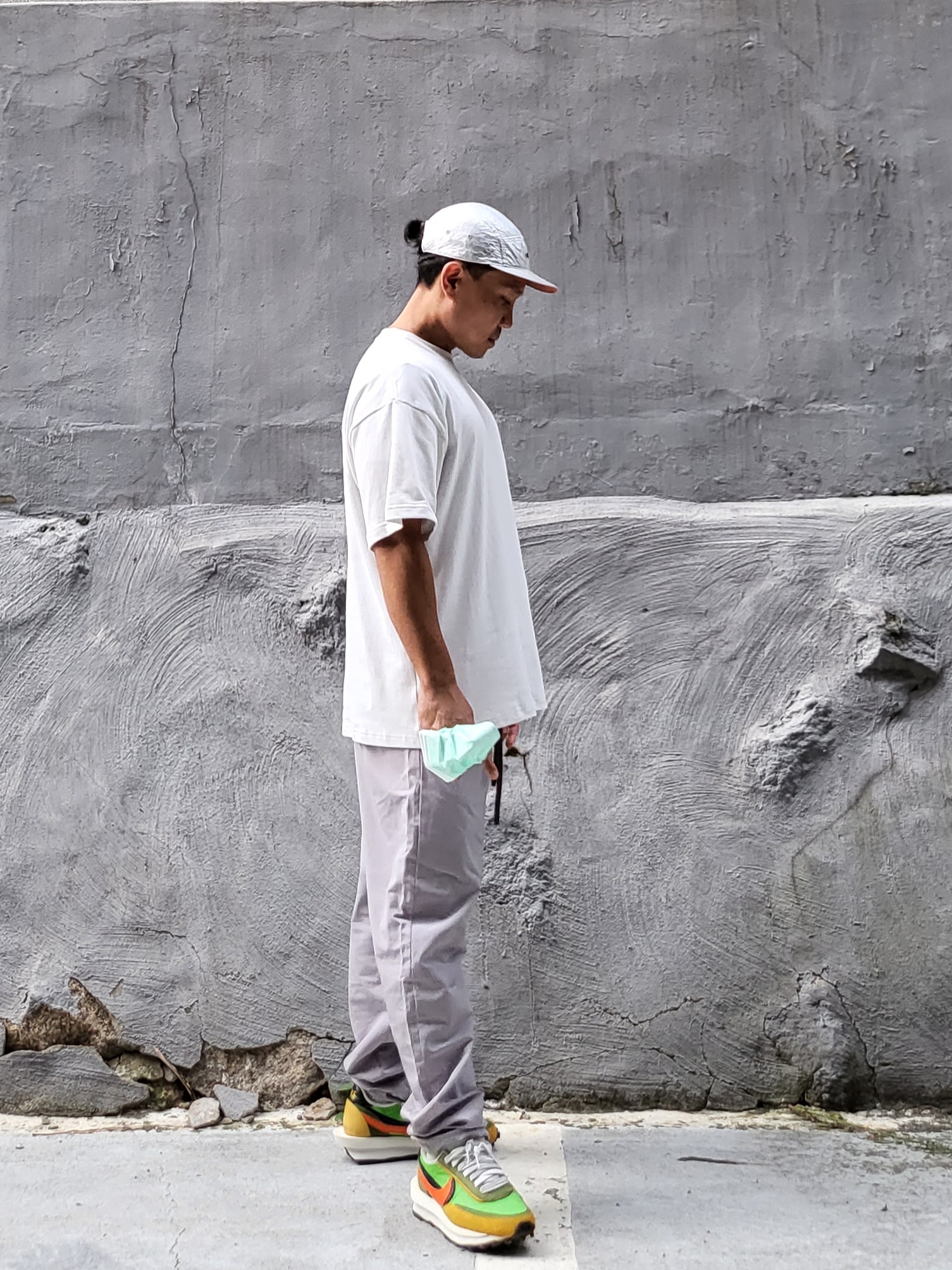 Essentials Track Pants Moss - 20FW, Nike x Sacai LDWaffle Green Multi 착용 스타일 - 2