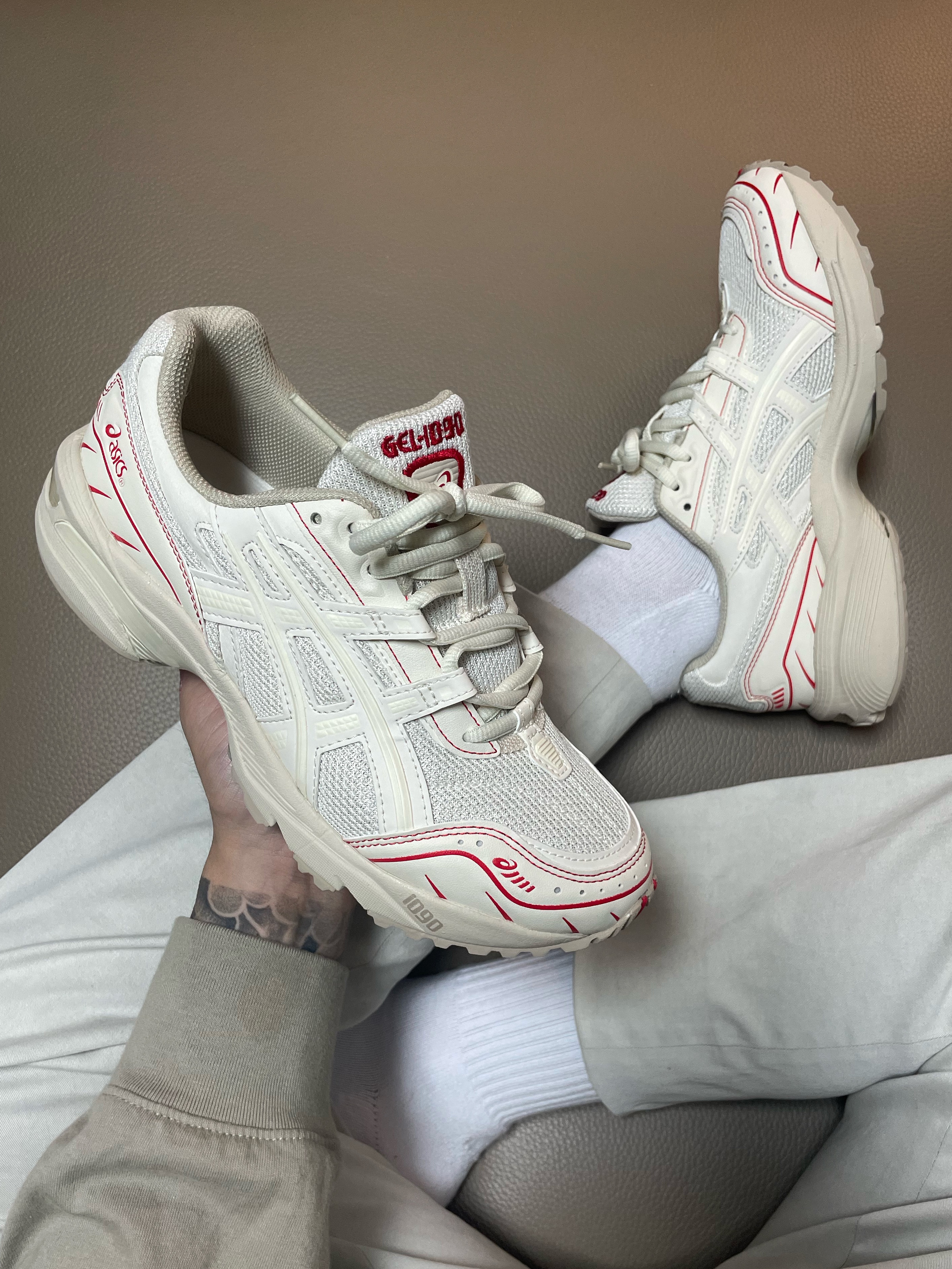 Asics Gel-1090 Birch 착용 스타일