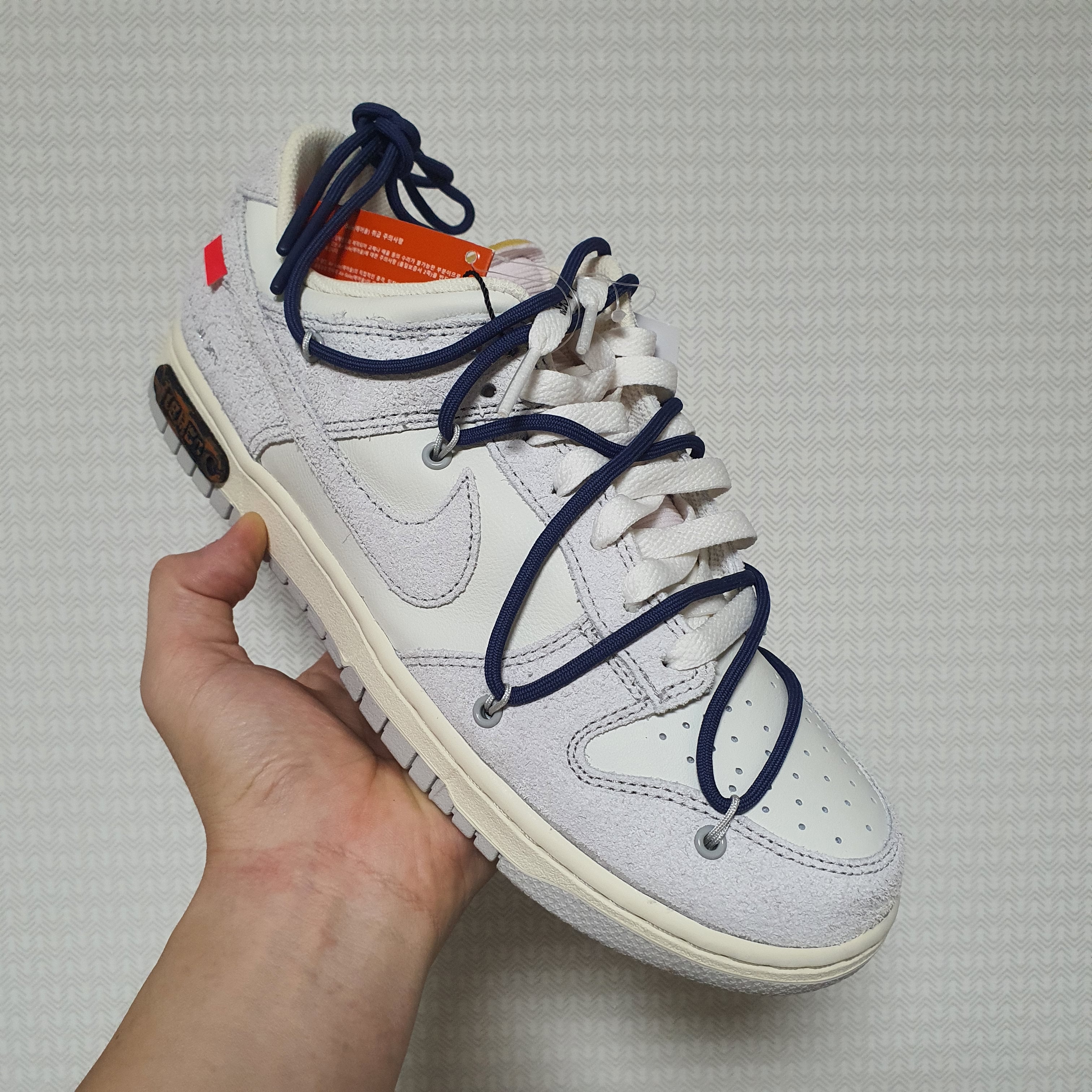 Nike x Off-White Dunk Low The 50 - Lot 18 착용 스타일