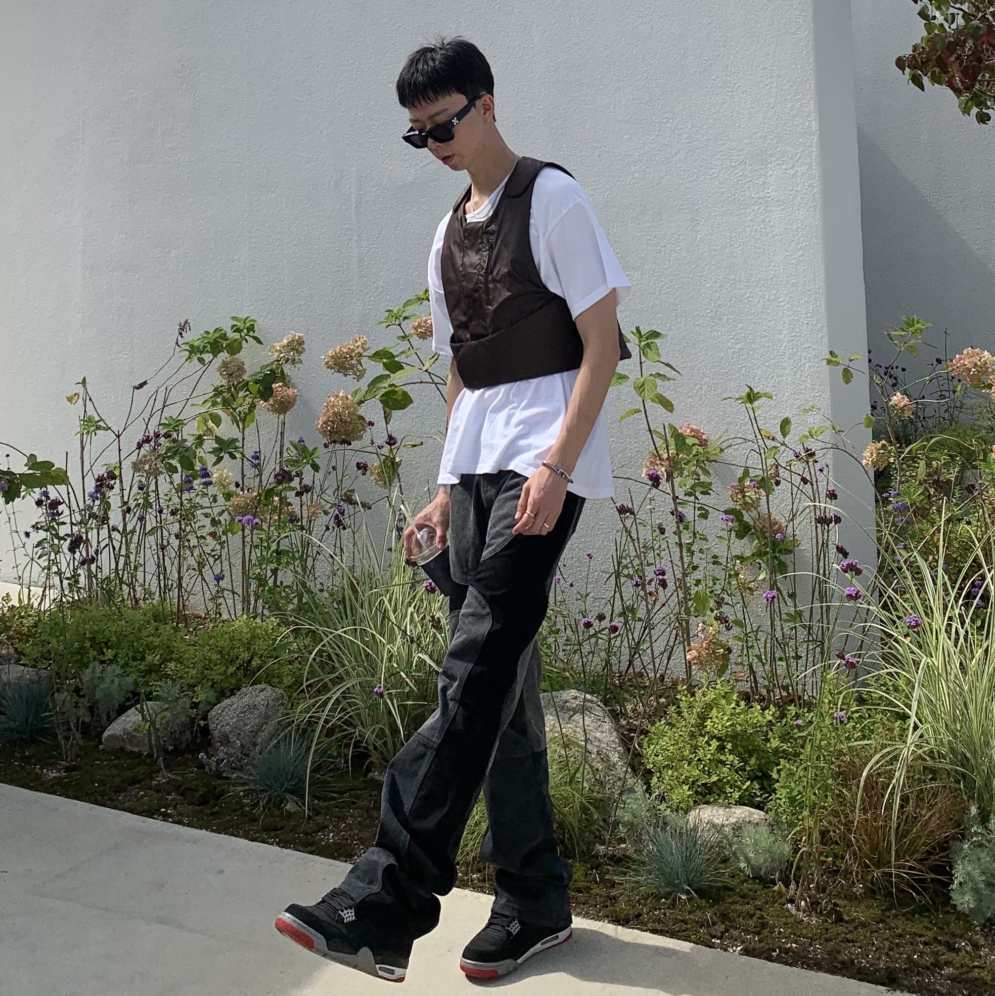 Nike x Travis Scott NRG BH Vest Velvet Brown - US/EU, Jordan 4 Retro Bred 2019 착용 스타일 - 1