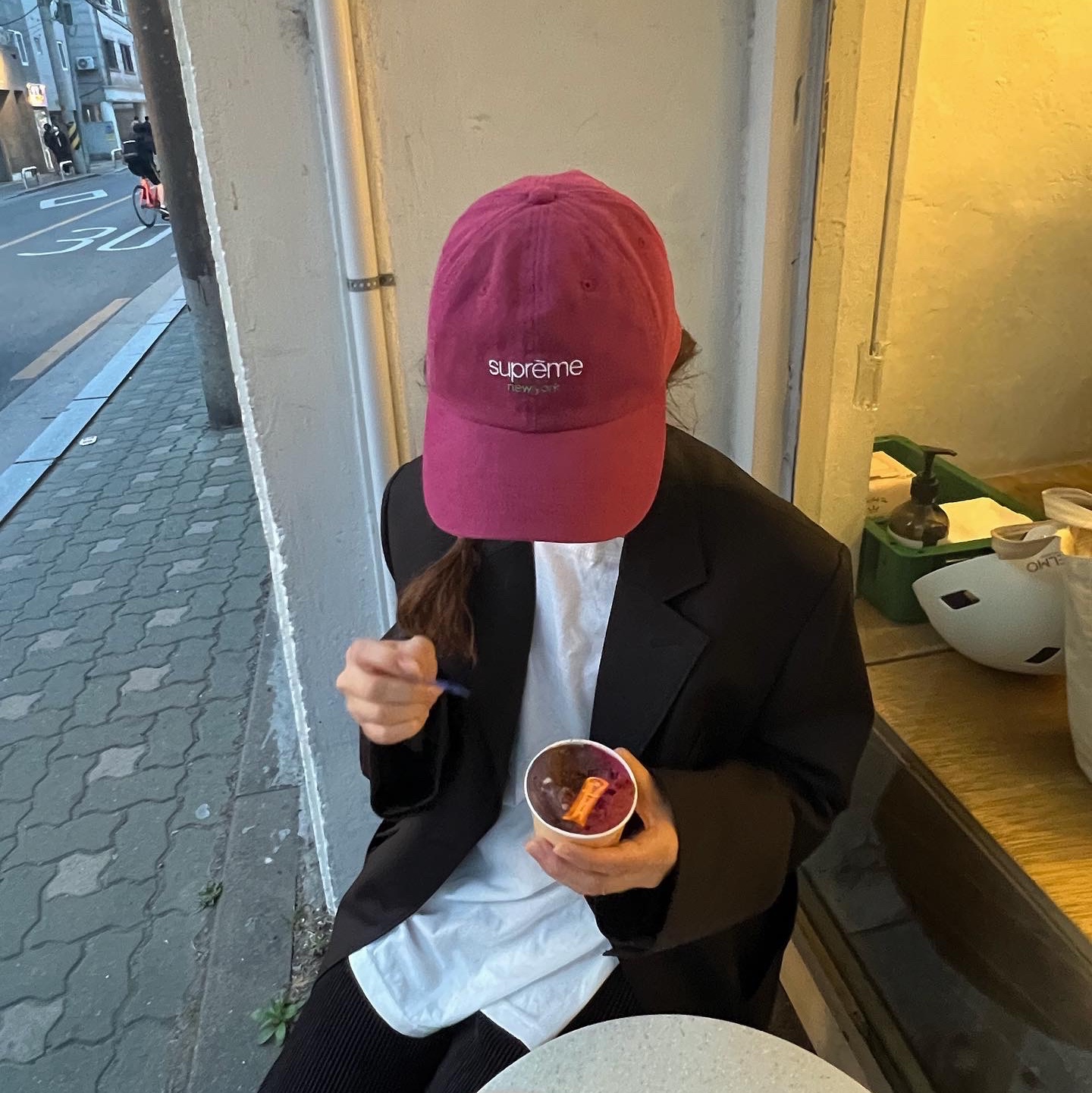 Supreme Classic Logo 6-Panel Dark Rose - 21SS, Salomon XT-6 ADV Black 착용 스타일 - 1