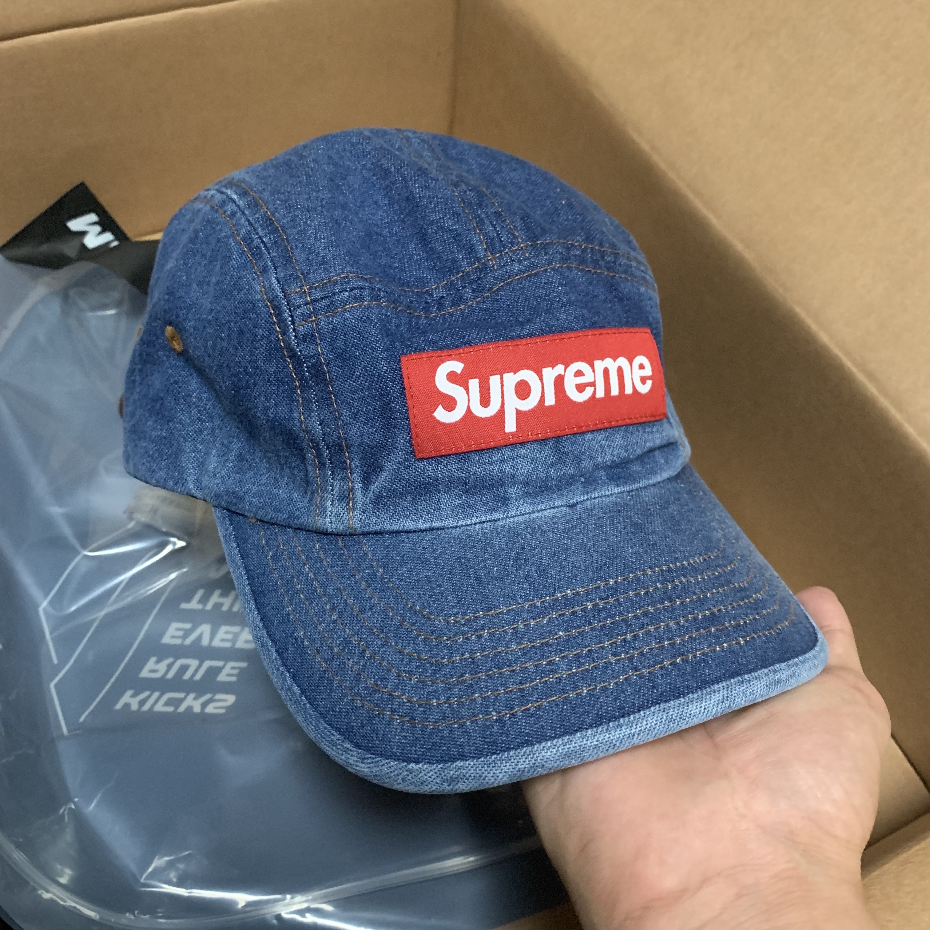 Supreme Washed Chino Twill Camp Cap Denim - 22FW 착용 스타일
