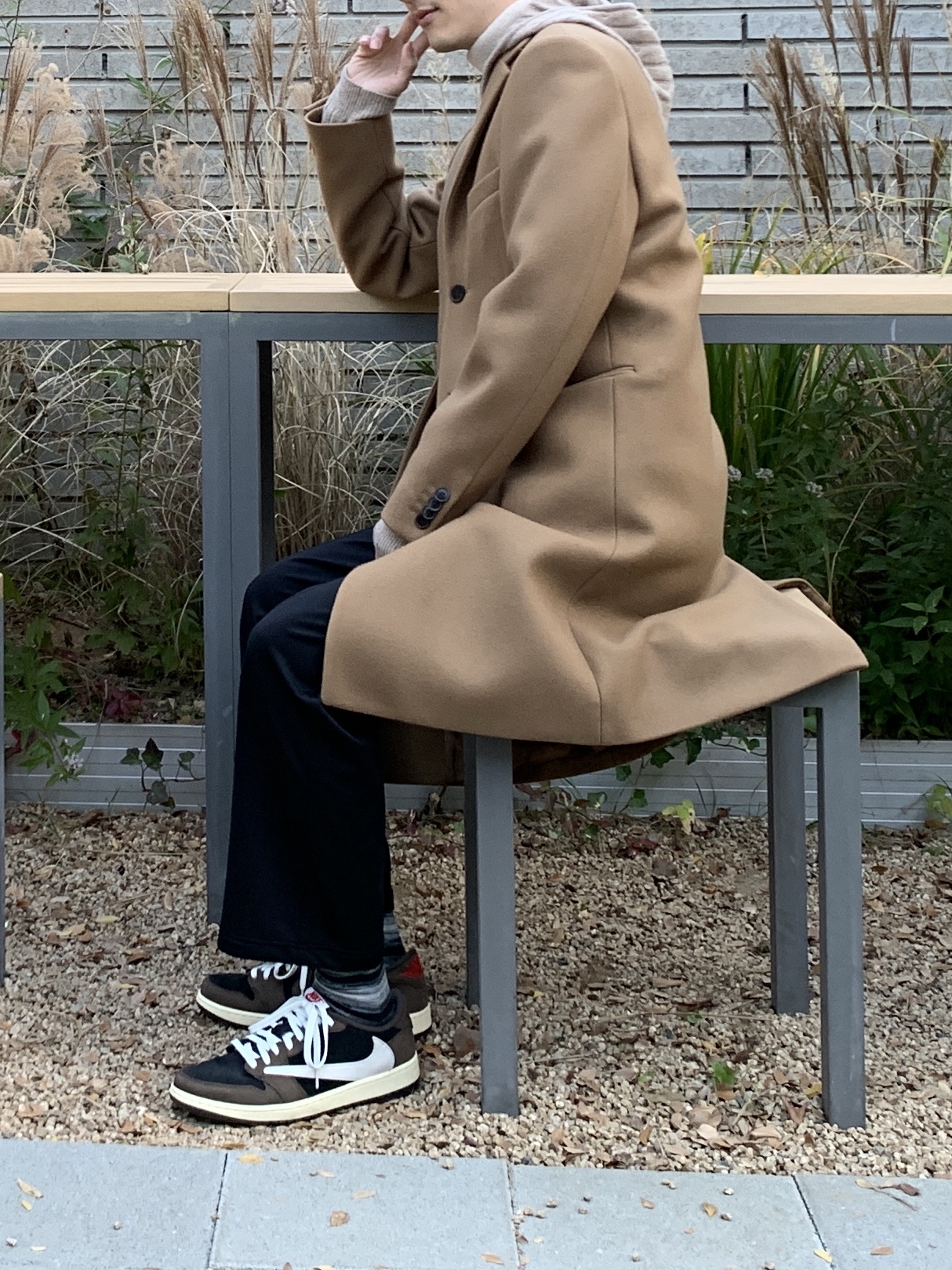 Jordan 1 x Travis Scott Retro Low OG SP Mocha 착용 스타일