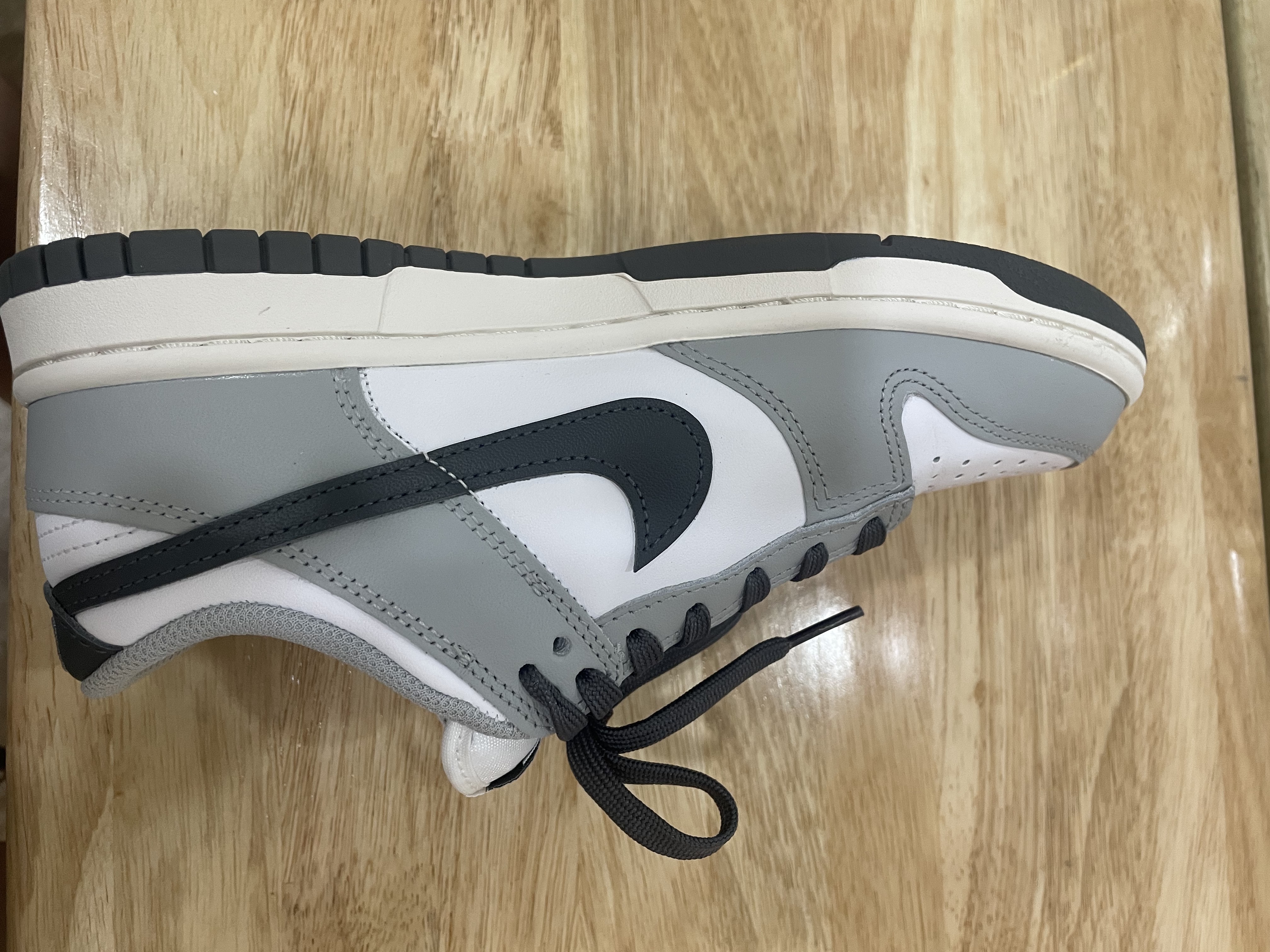 (W) Nike Dunk Low Light Smoke Grey 착용 스타일