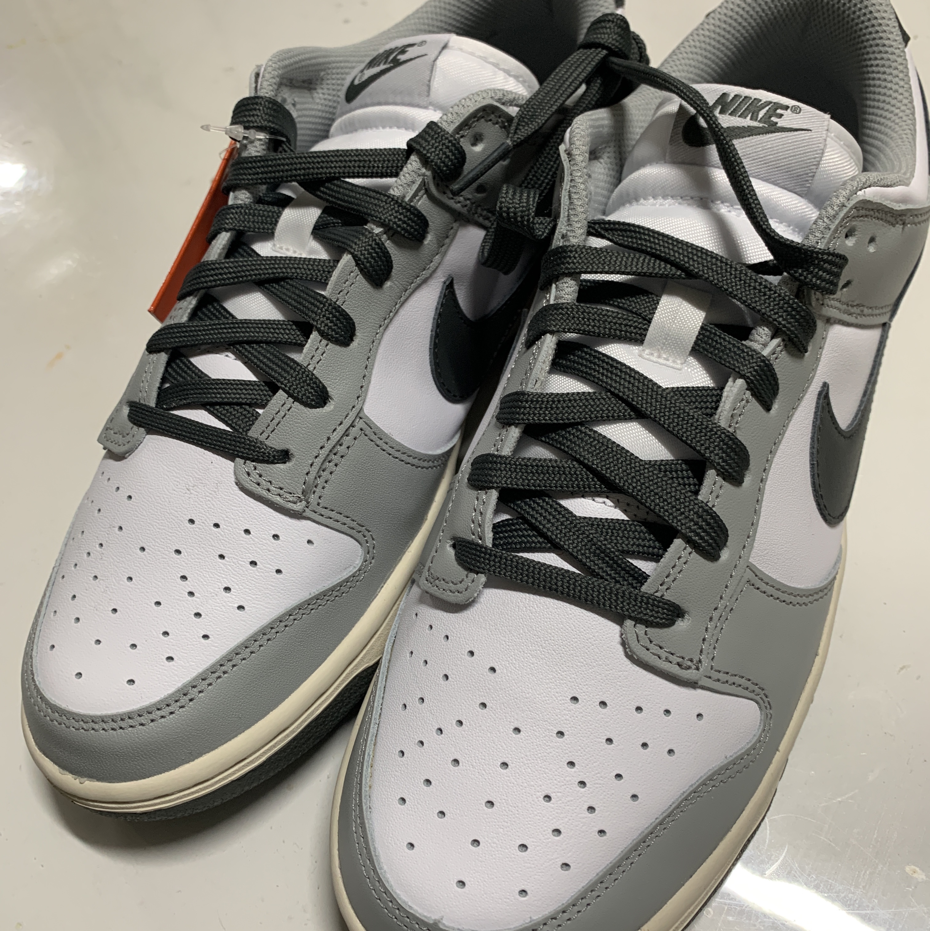 (W) Nike Dunk Low Light Smoke Grey 착용 스타일 - 3