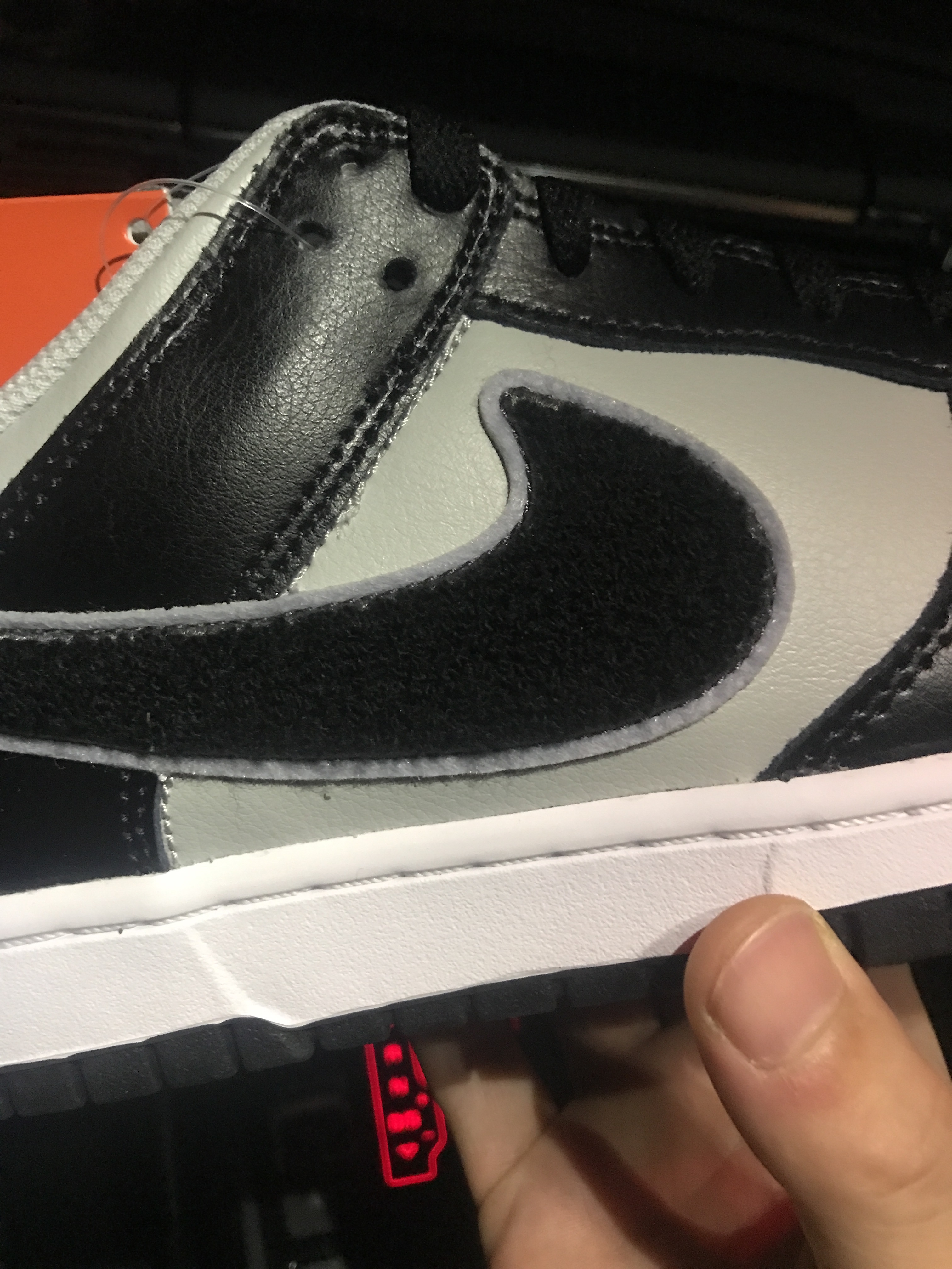 Nike Dunk Low Retro Grey Fog Black 착용 스타일 - 3