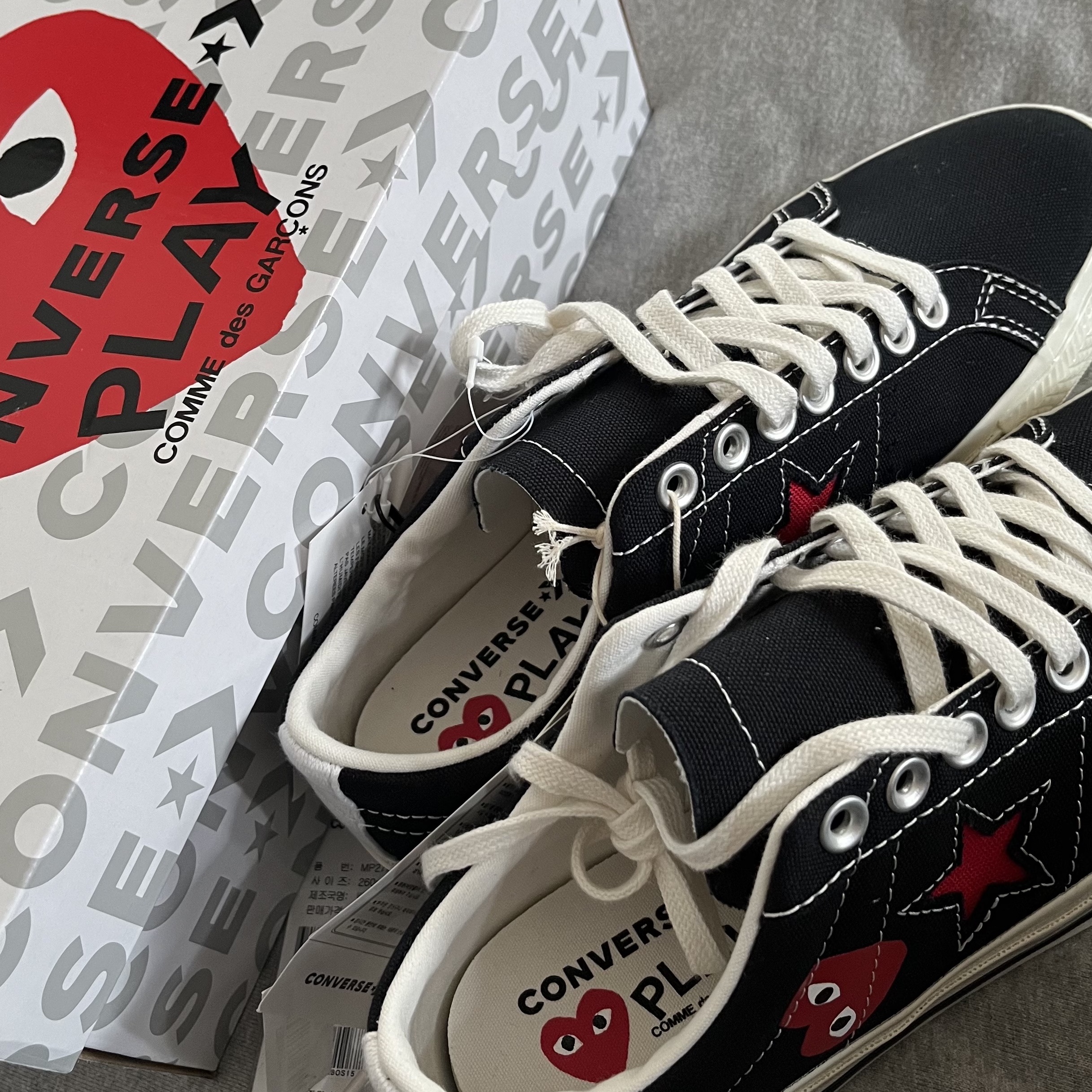 Converse x Play Comme des Garcons One Star Ox Black 착용 스타일